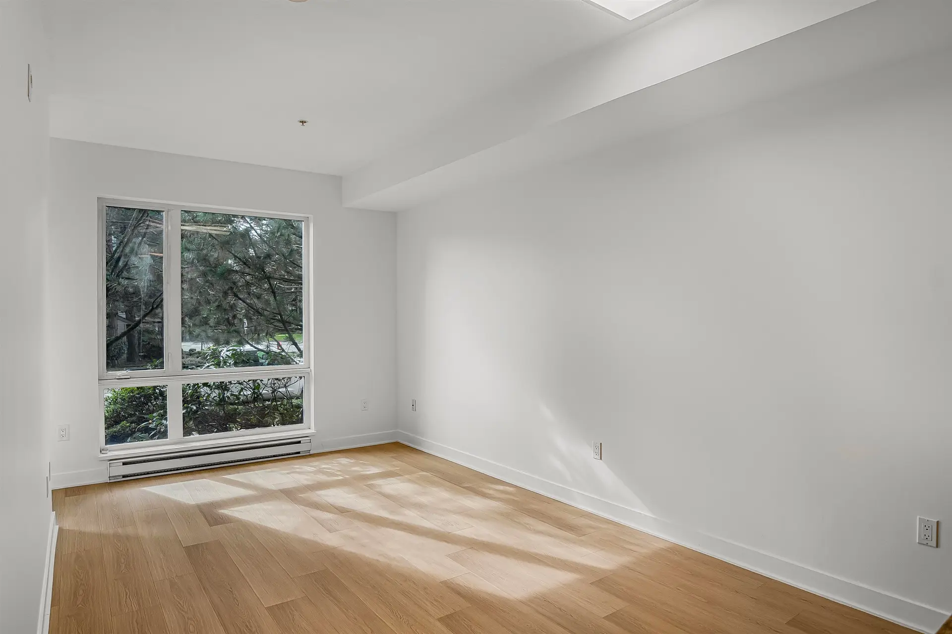 Property at #103 13321 102A AVENUE, Surrey, BC