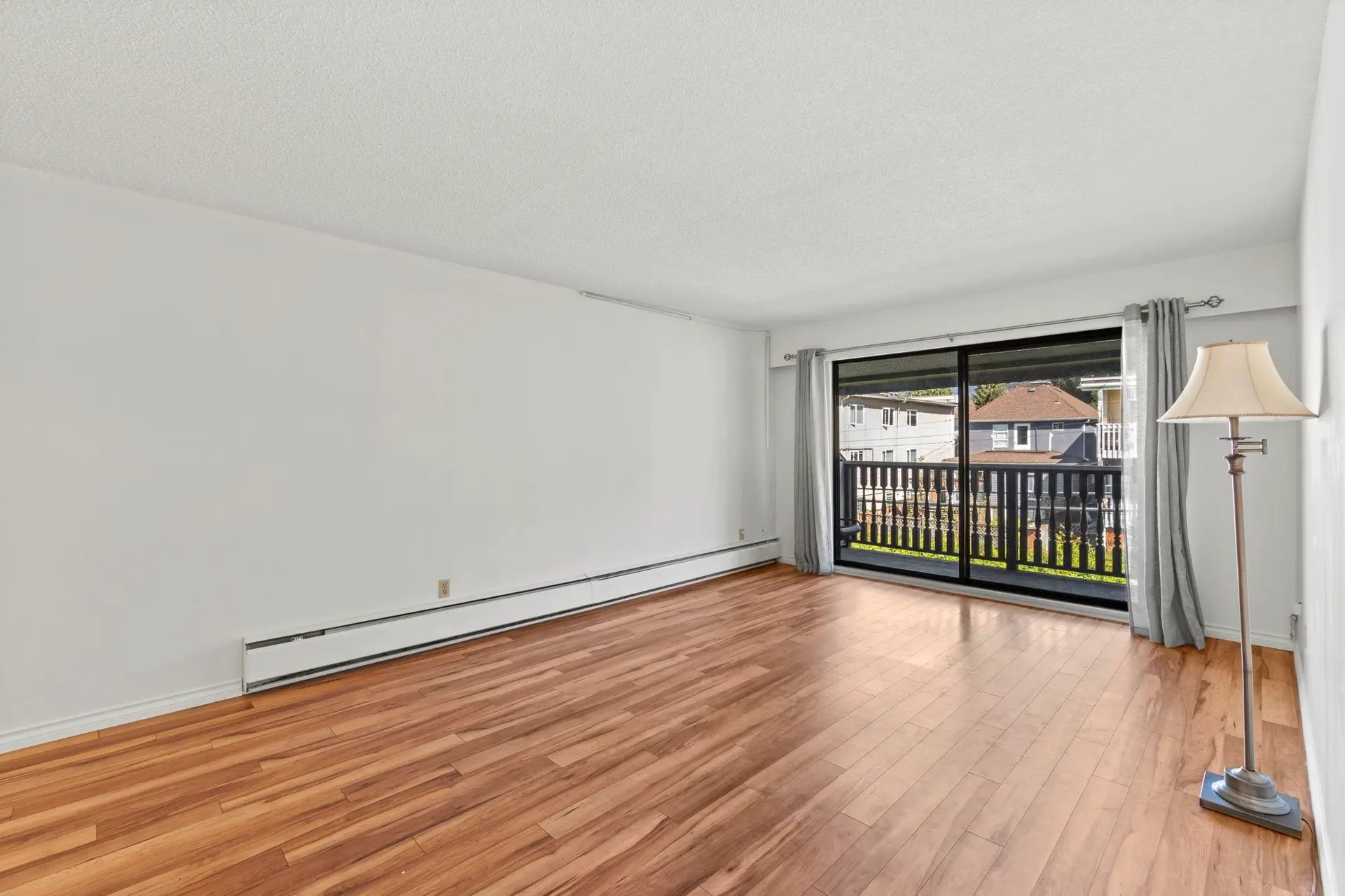 #315 310 W 3rd Street - Image 3