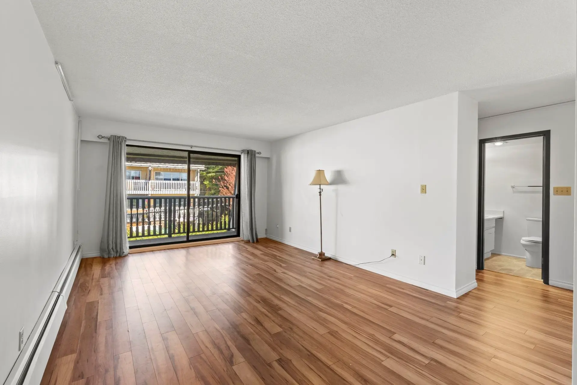#315 310 W 3rd Street - Image 5