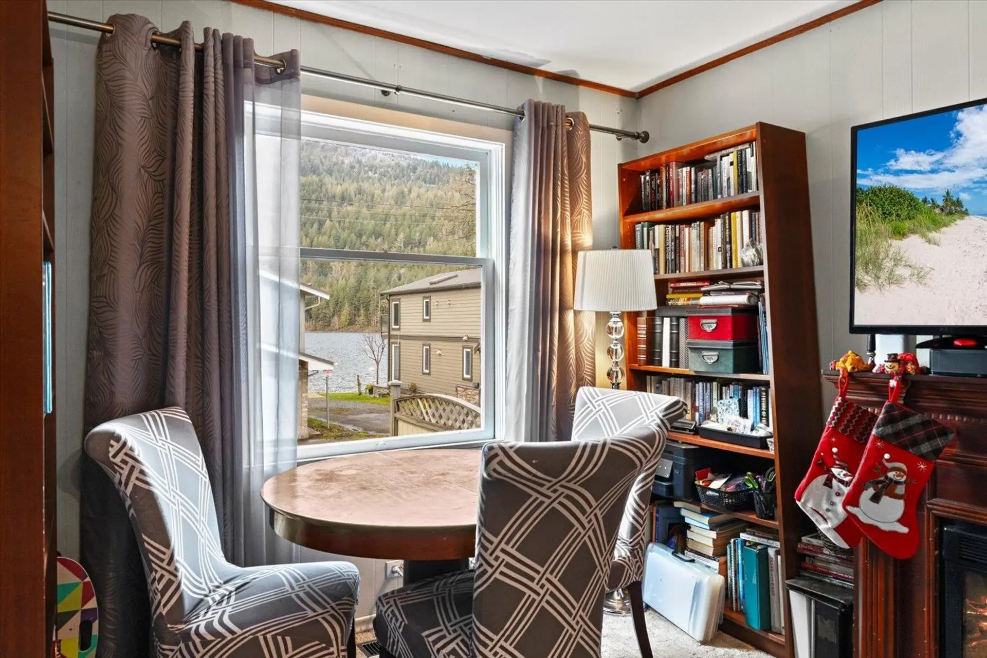 Property at 253 FIRST AVENUE, Cultus Lake, BC