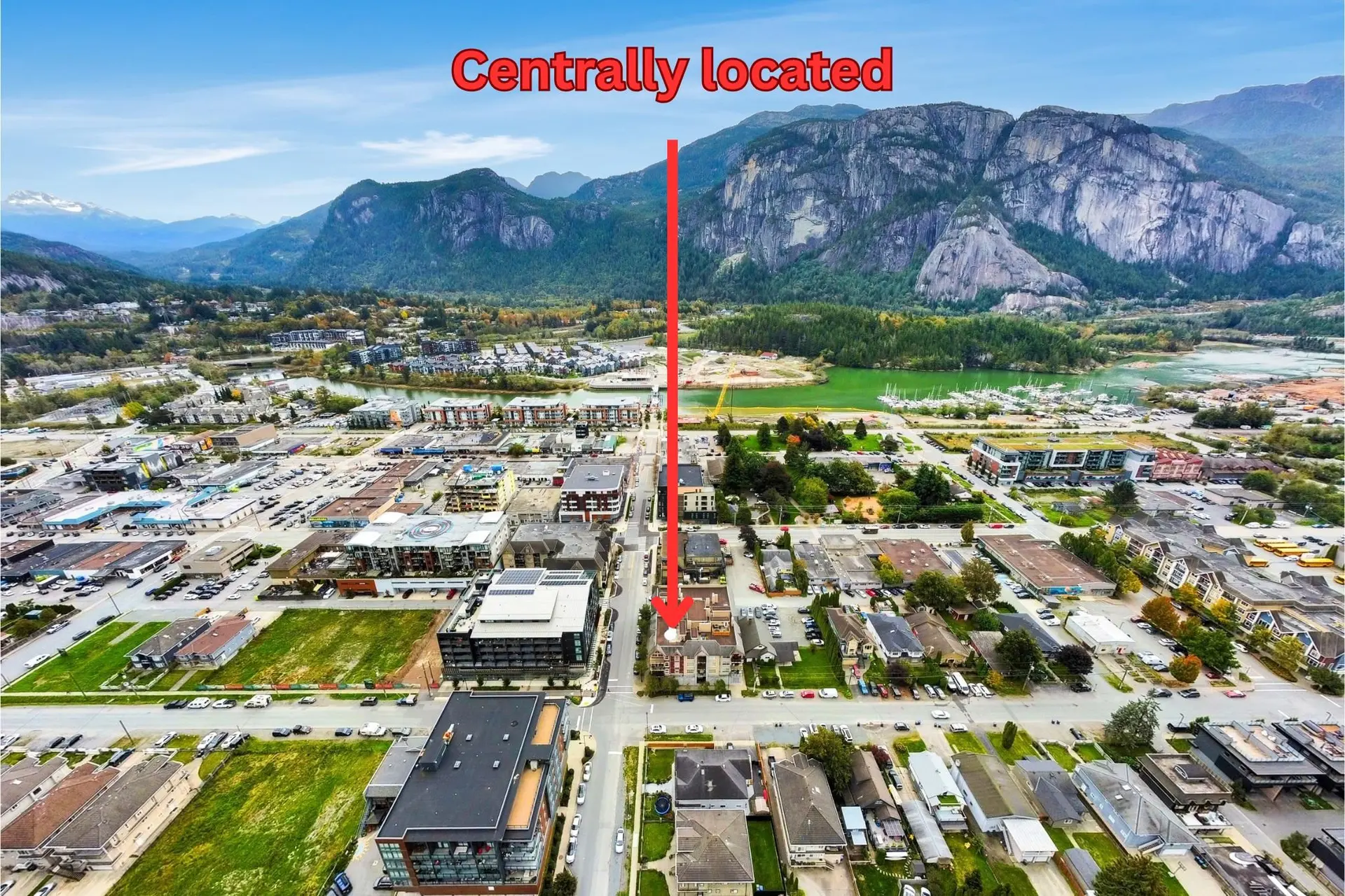Property at #403 1310 VICTORIA STREET, Squamish, BC