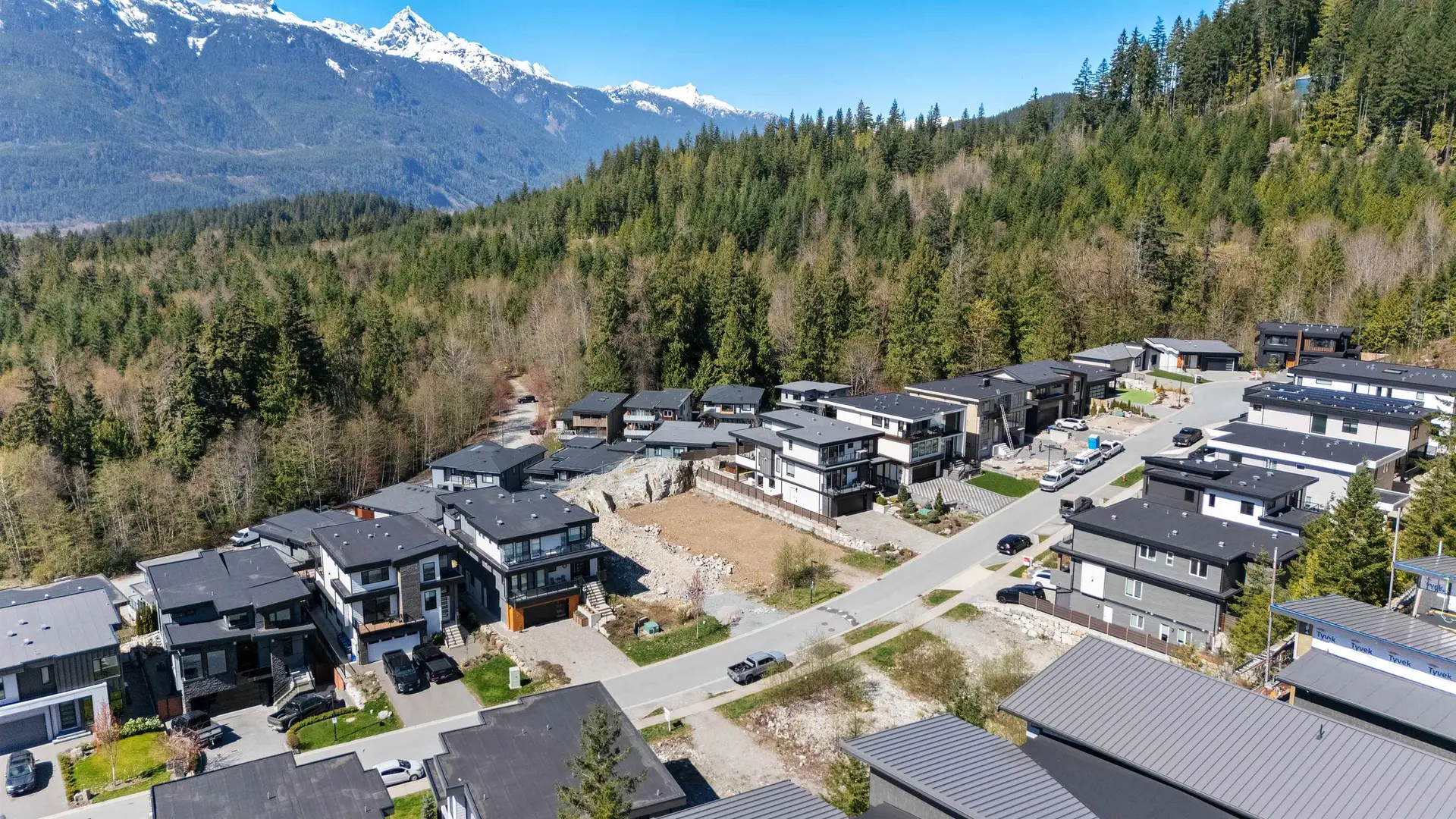 Property at #18 3385 MAMQUAM ROAD, Squamish, BC