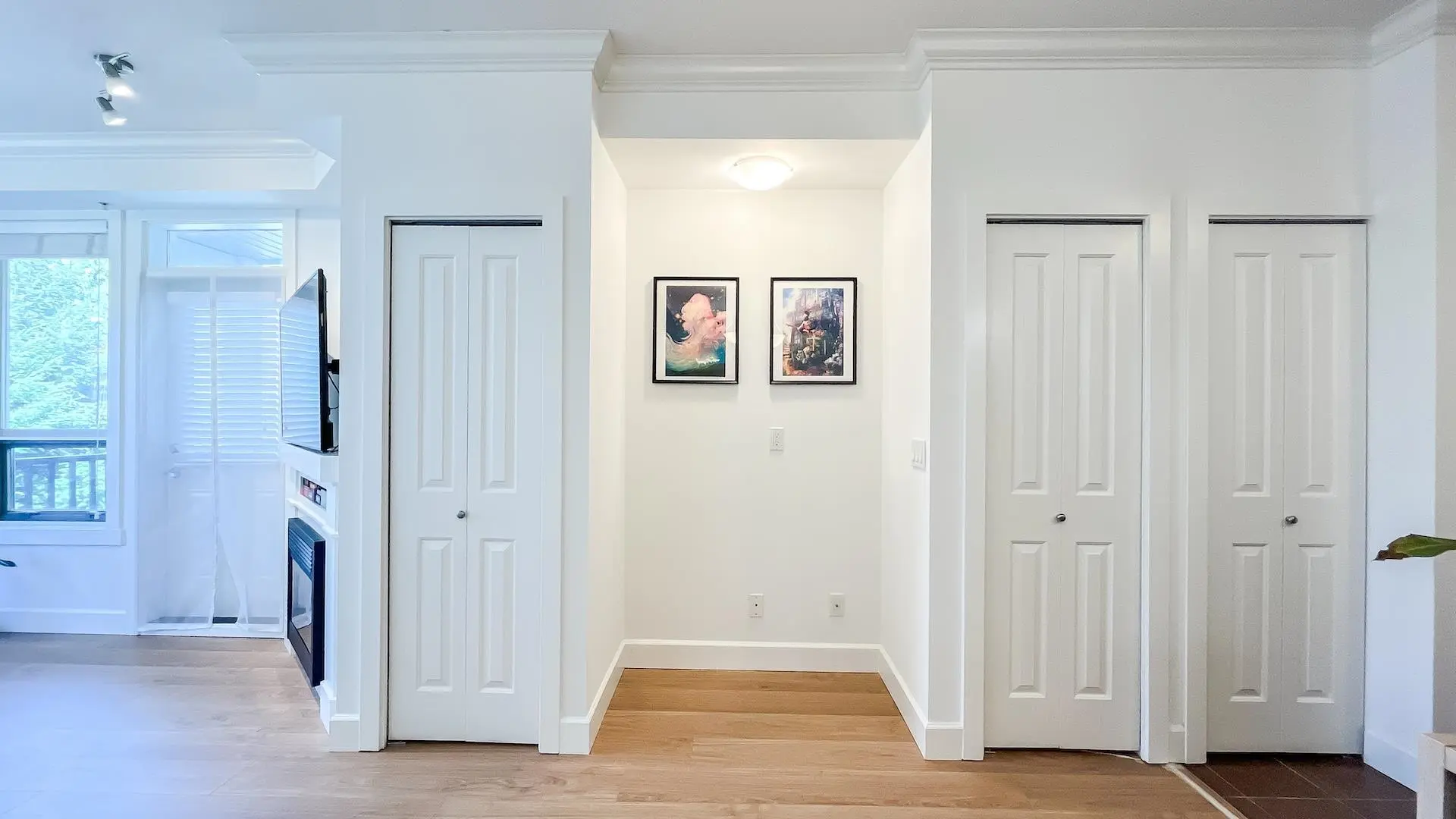 Property at #301 13897 FRASER HIGHWAY, Surrey, BC