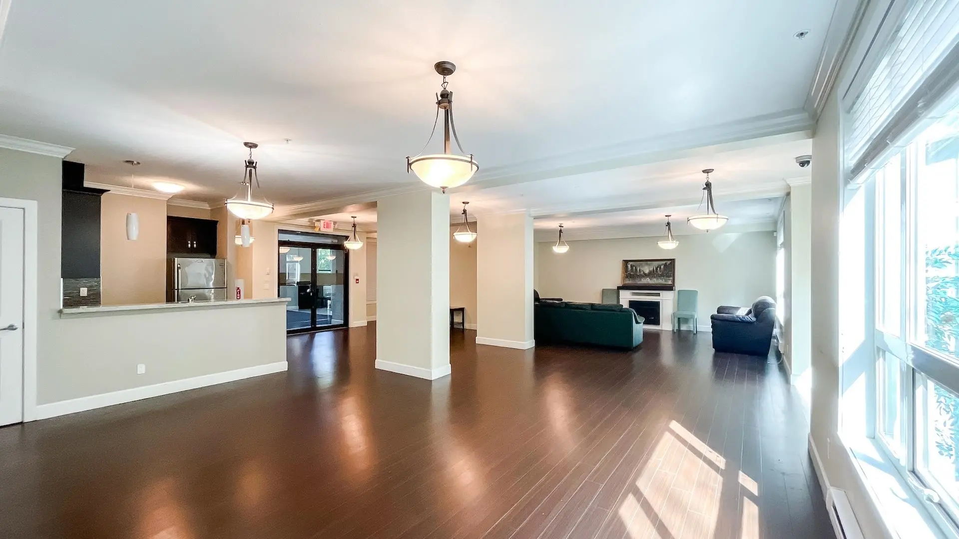 Property at #301 13897 FRASER HIGHWAY, Surrey, BC