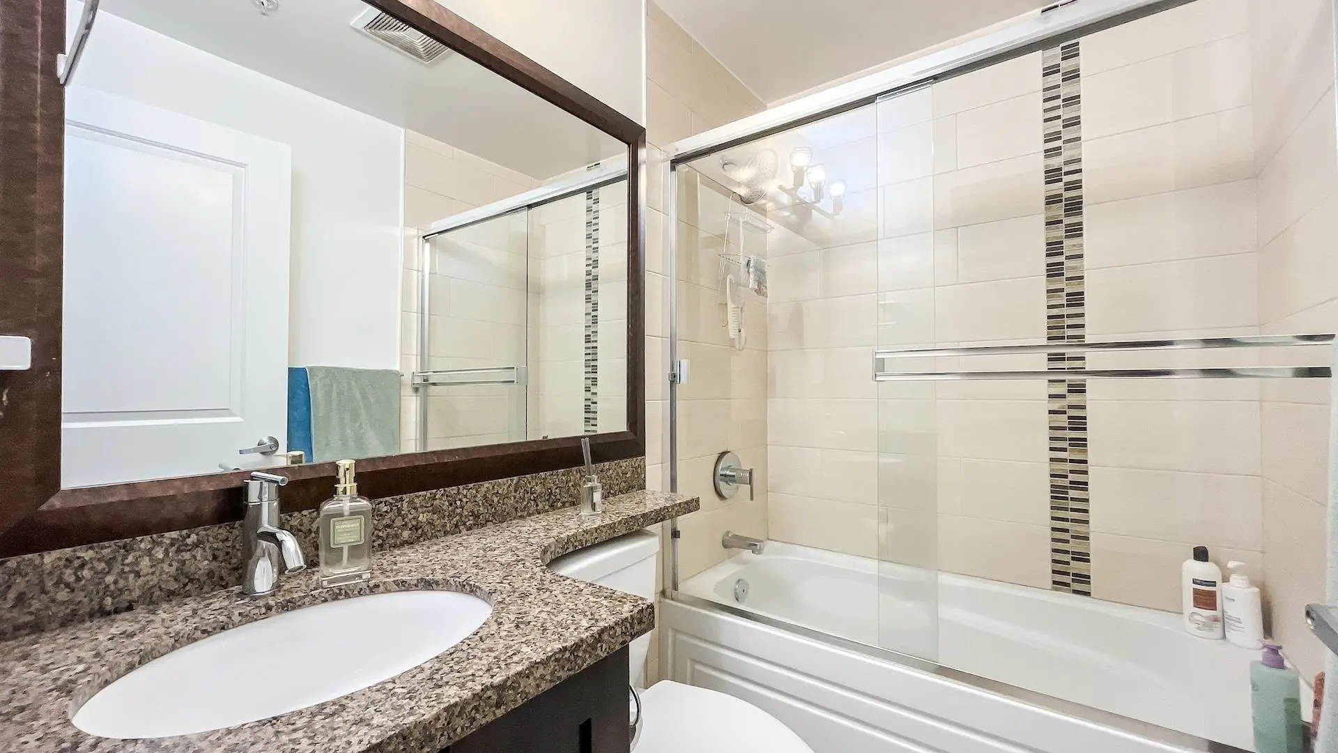 Property at #301 13897 FRASER HIGHWAY, Surrey, BC