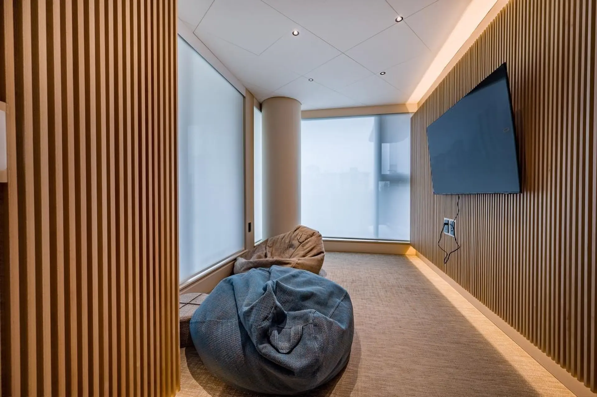 Property at #1903 1408 ROBSON STREET, Vancouver, BC