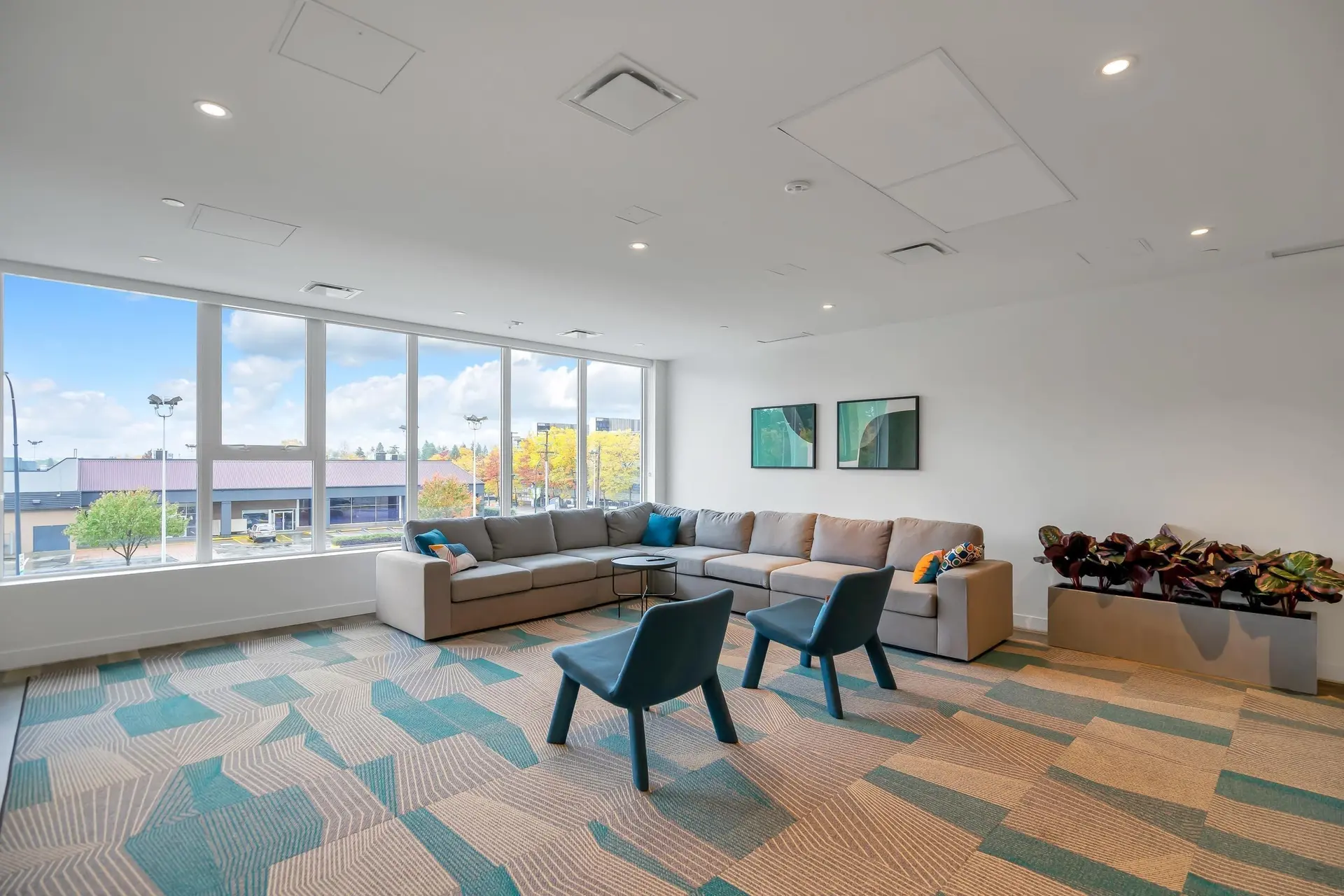 Property at #909 13615 FRASER HIGHWAY, Surrey, BC