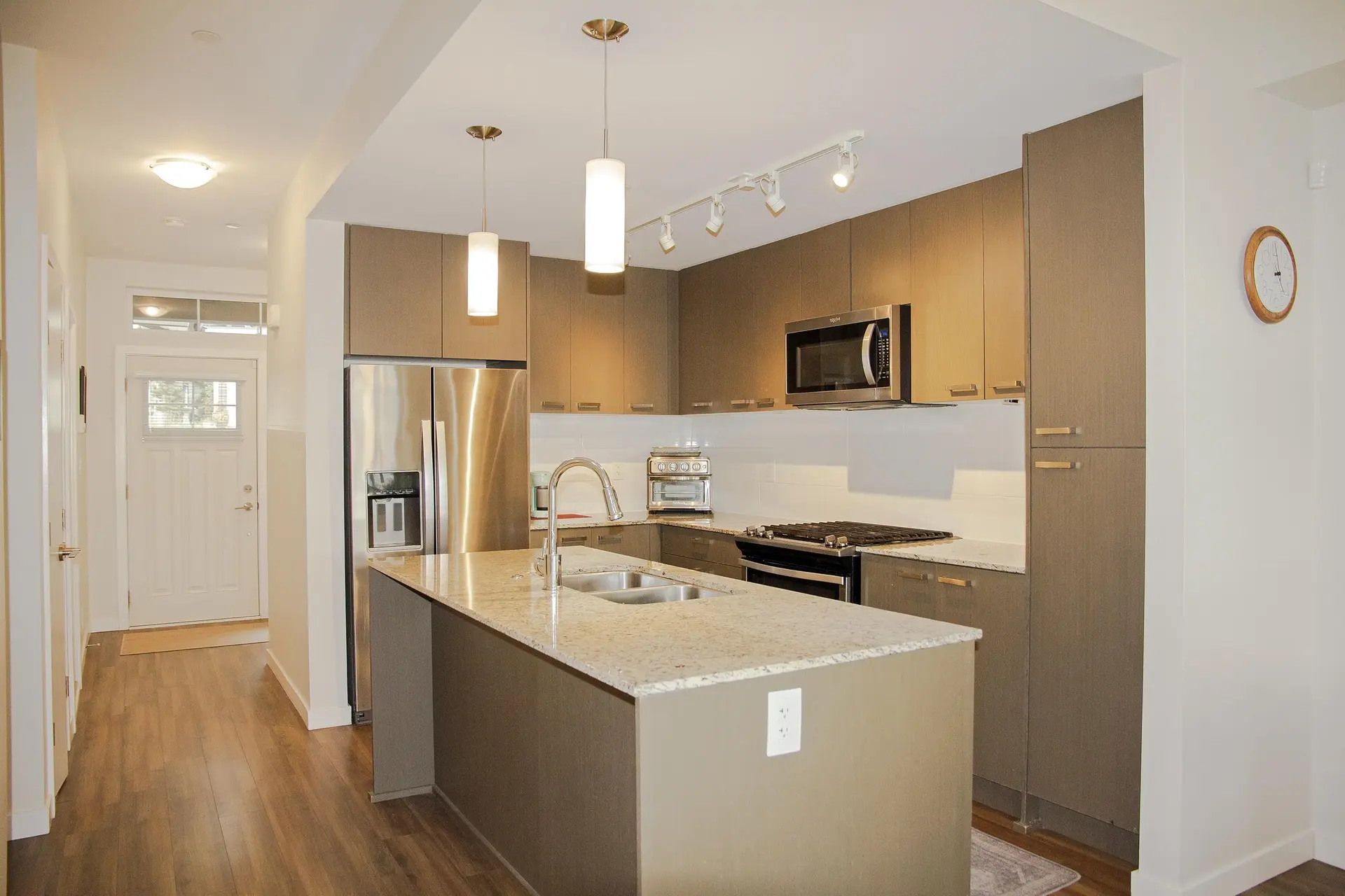 Property at 5915 BEACHGATE LANE, Sechelt, BC