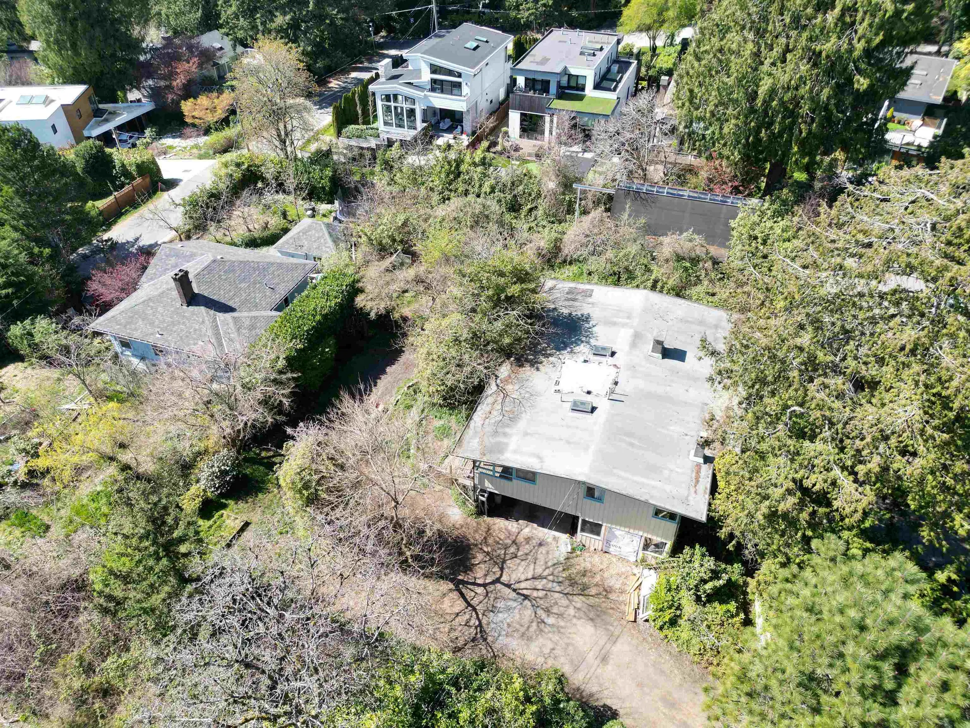 Property at 6415 WELLINGTON AVENUE, West Vancouver, BC