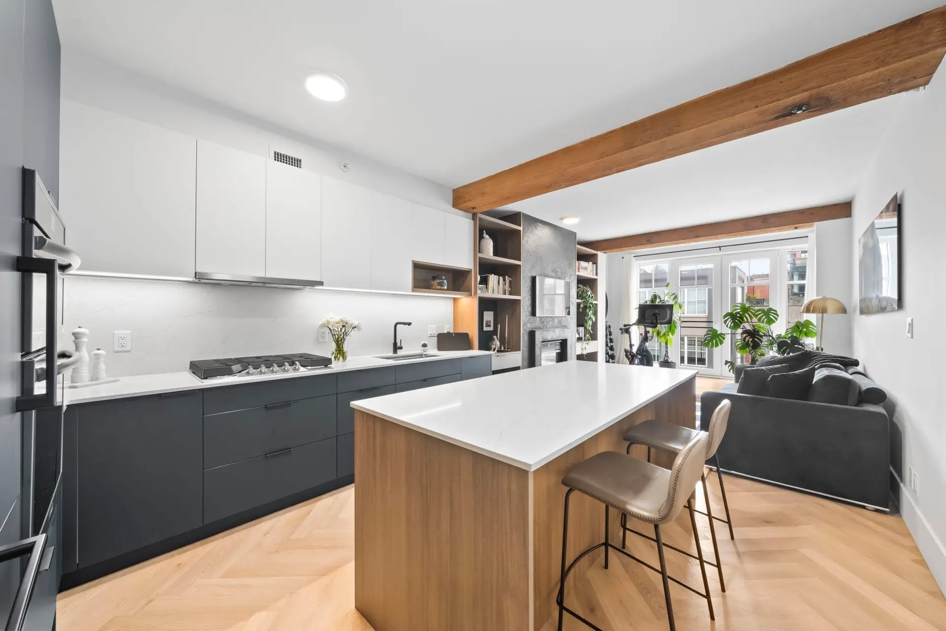 Property at #202 1275 HAMILTON STREET, Vancouver, BC