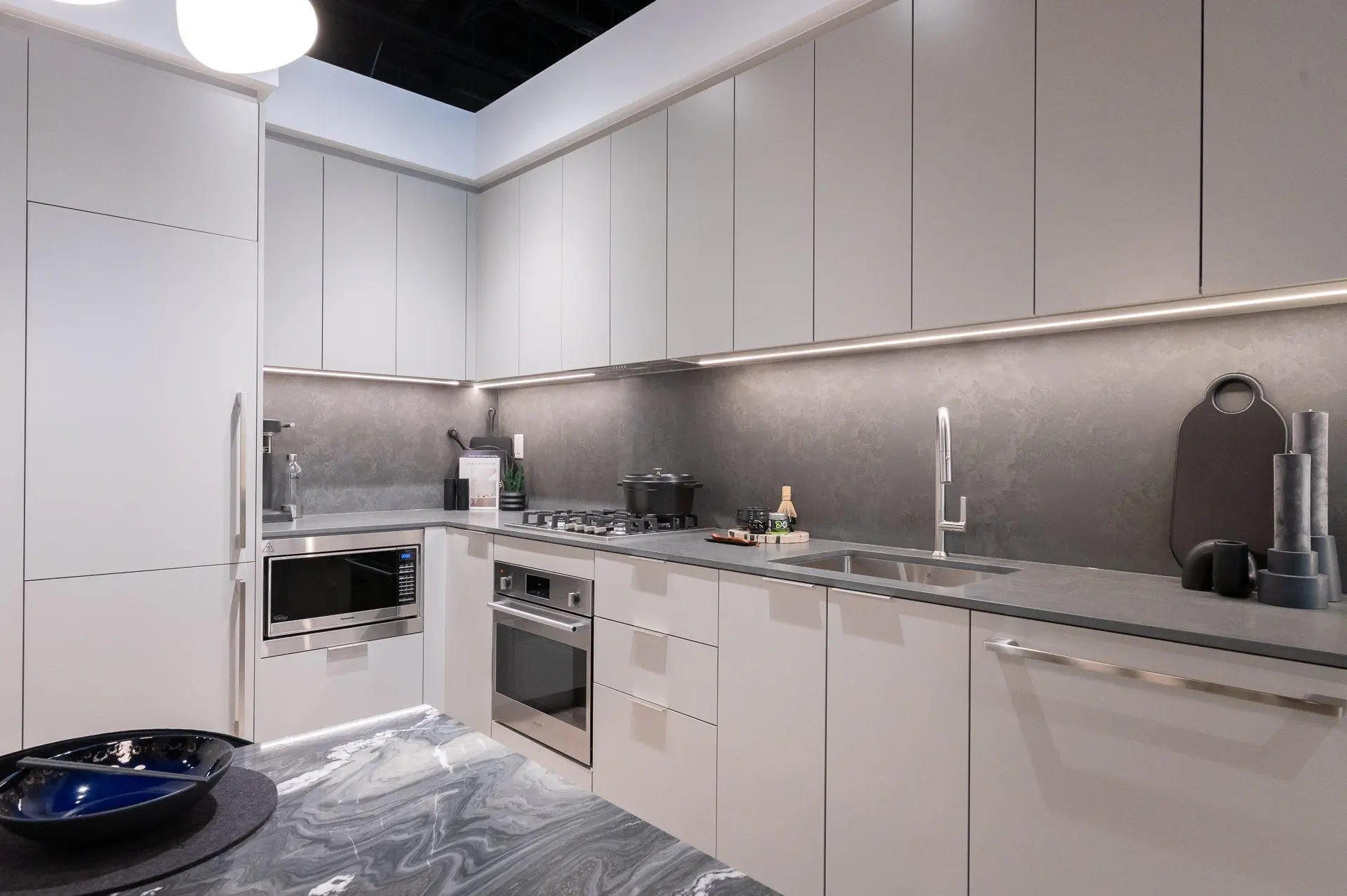 Property at #2010 4538 DAWSON STREET, Burnaby, BC