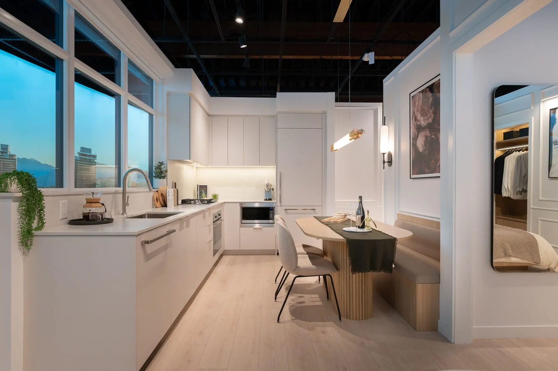 Property at #3402 4538 DAWSON STREET, Burnaby, BC