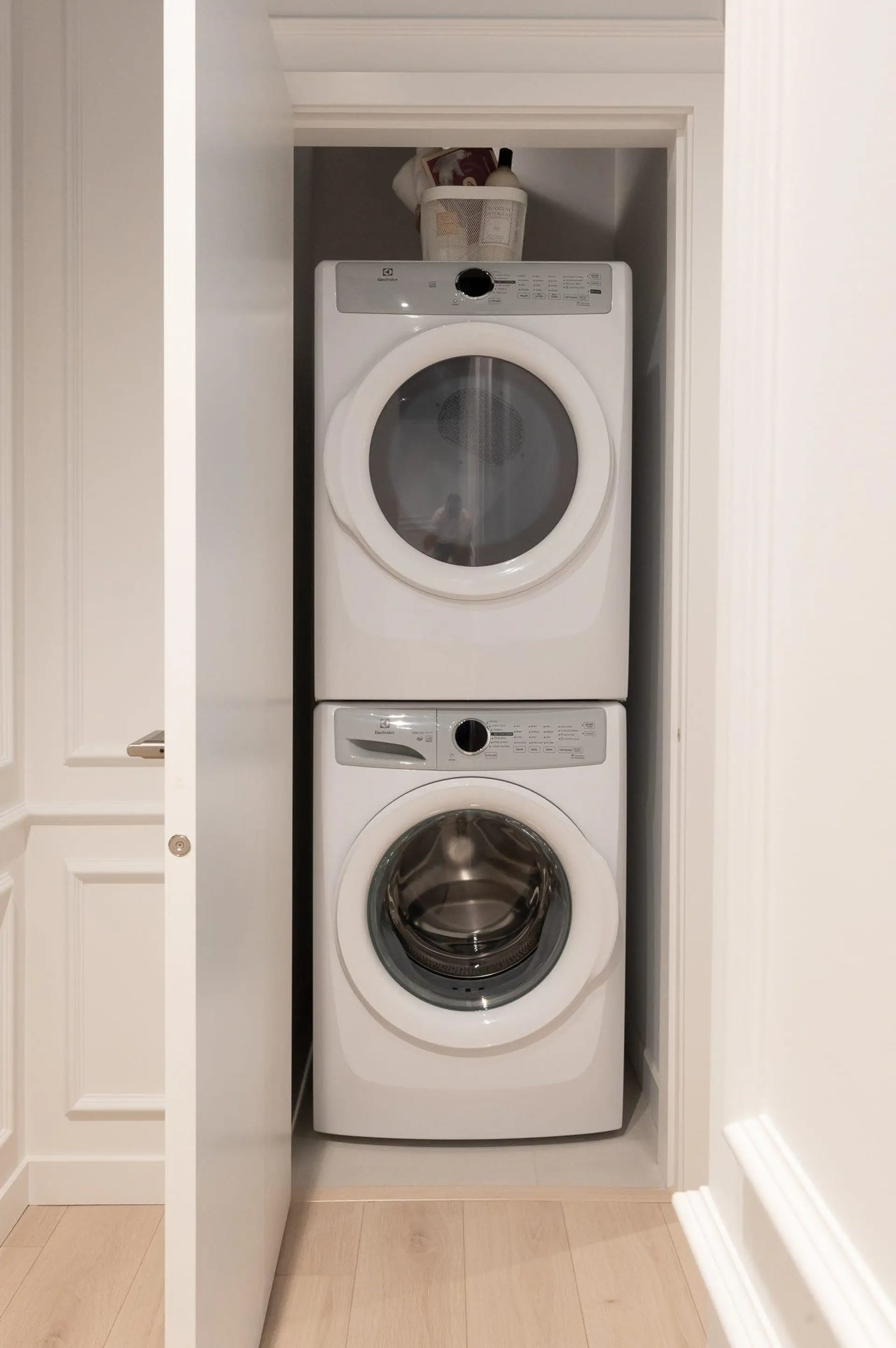 Property at #3402 4538 DAWSON STREET, Burnaby, BC