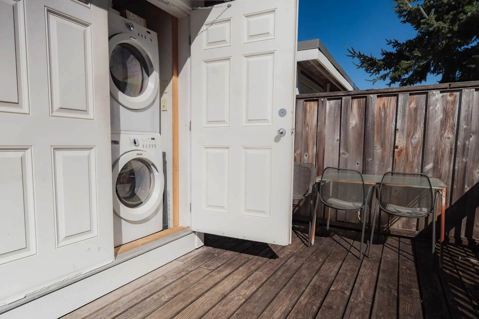 Property at 1033-1035 ROSAMUND ROAD, Gibsons, BC