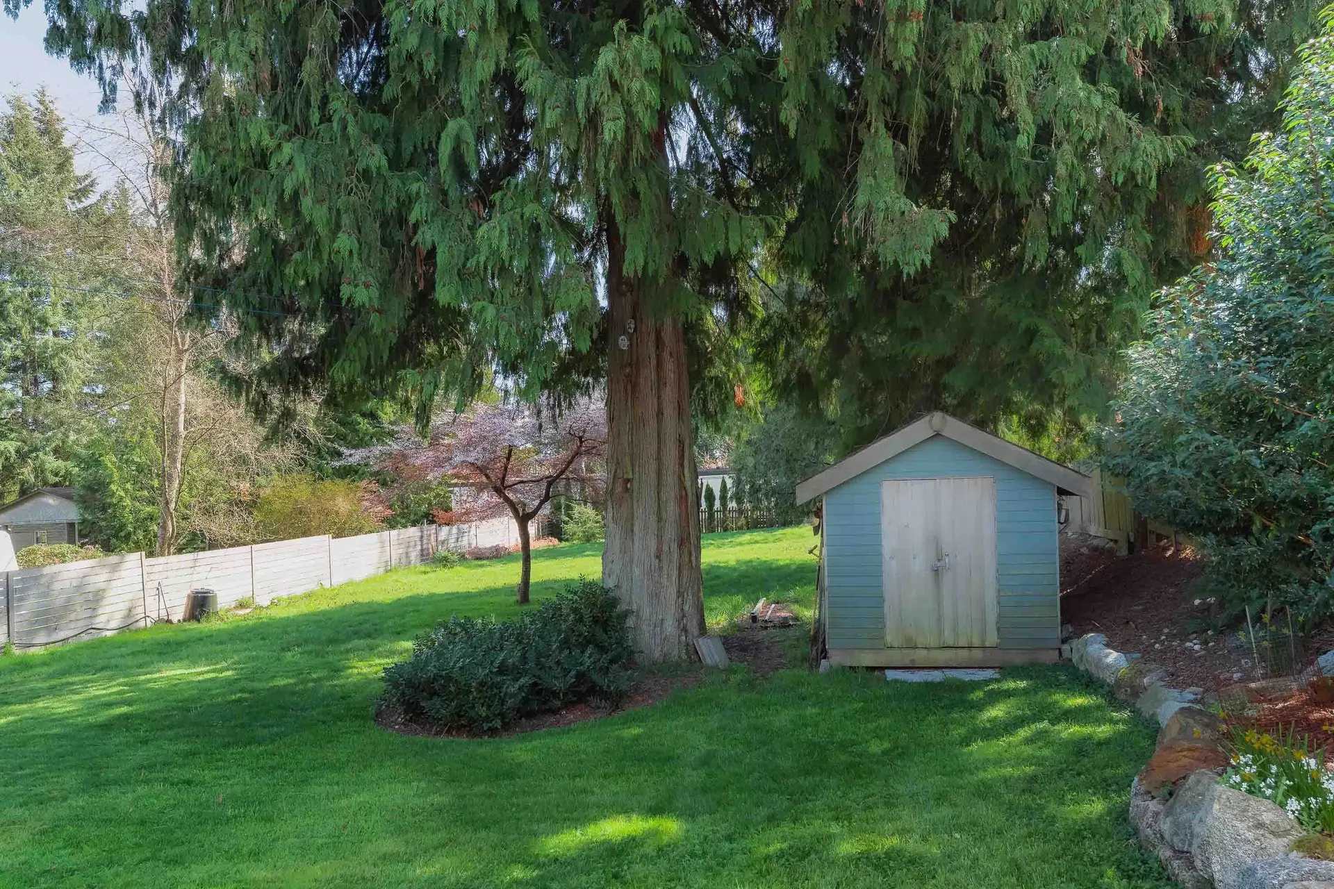 Property at 1033-1035 ROSAMUND ROAD, Gibsons, BC