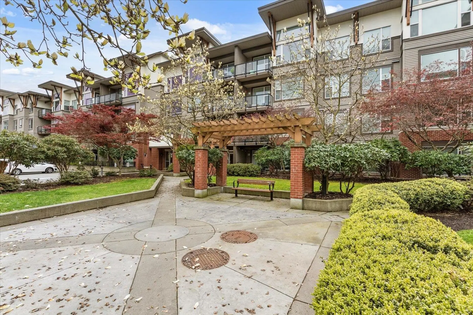 Property at #412 33539 Holland Avenue, Abbotsford, BC