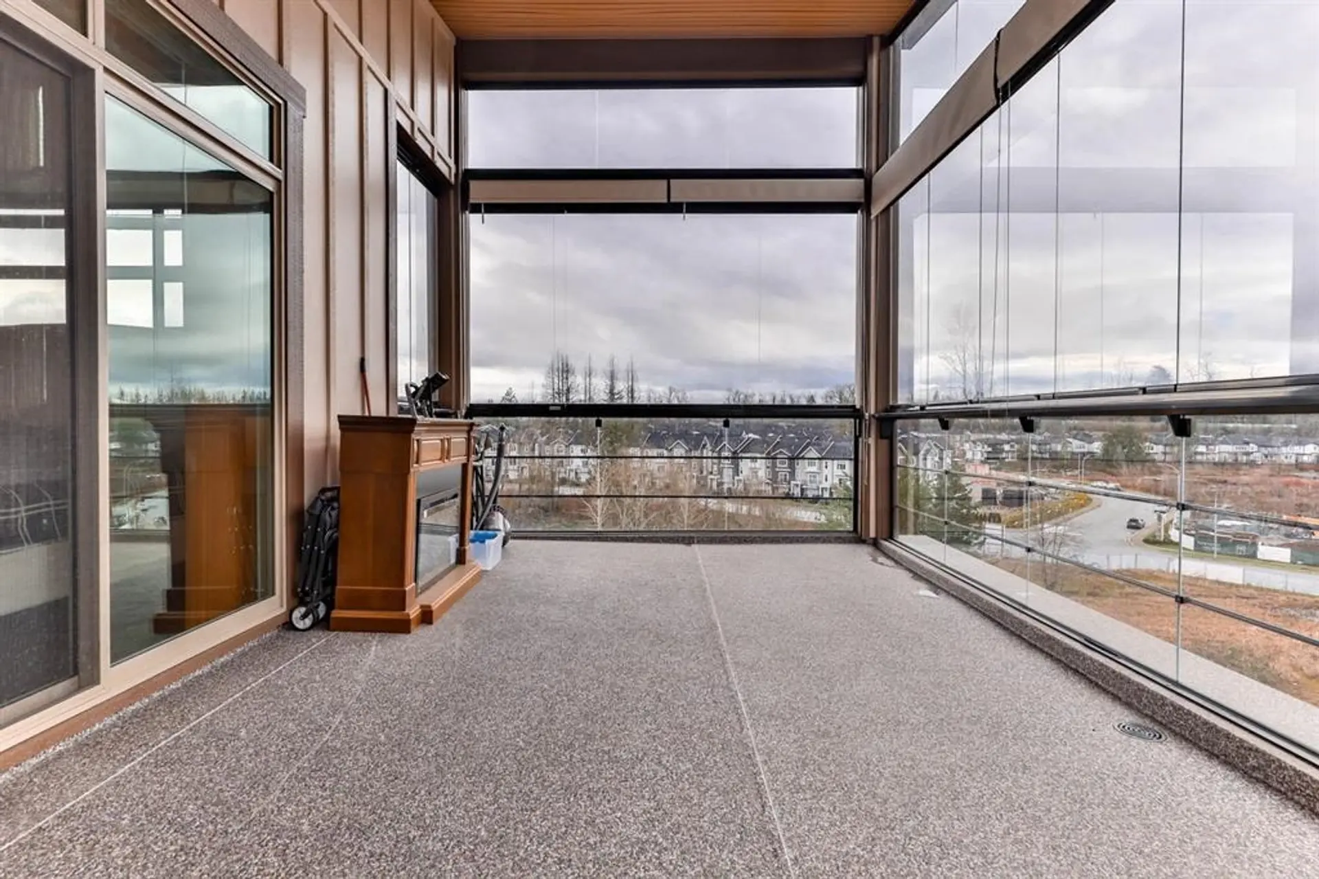 Property at #B627 20716 WILLOUGHBY TOWN CENTER DRIVE, Langley, BC