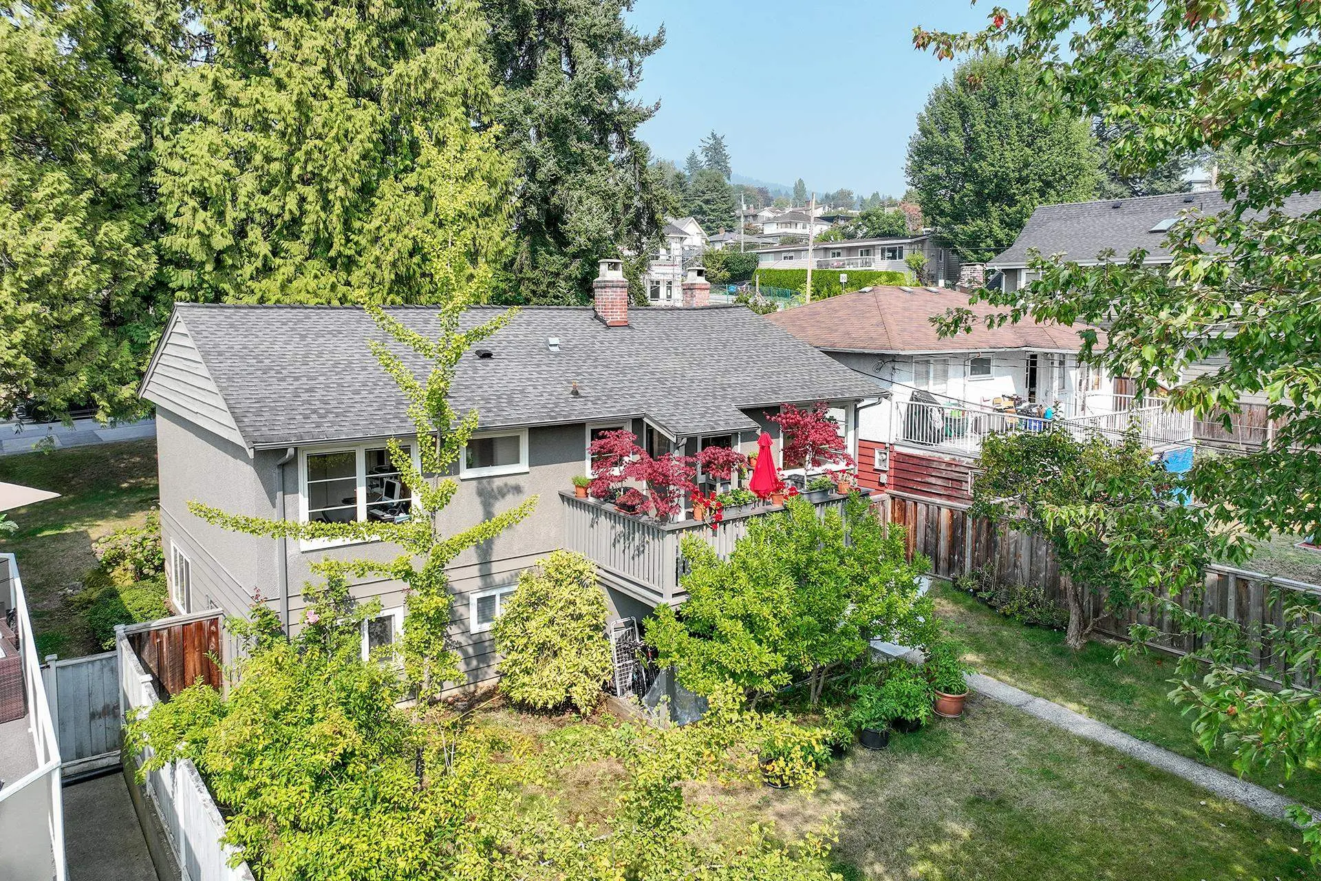 Property at 415 W 26th Street, North Vancouver, BC