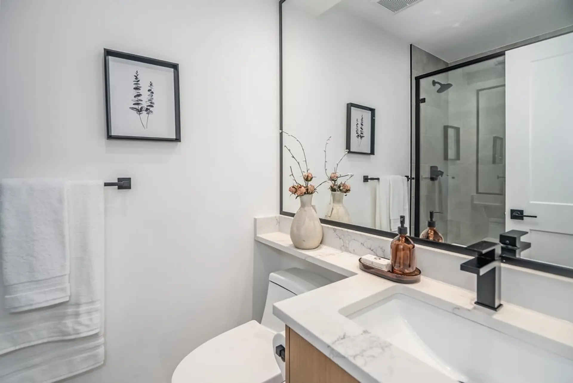 #17 22811 MCLEAN AVENUE - Image 8