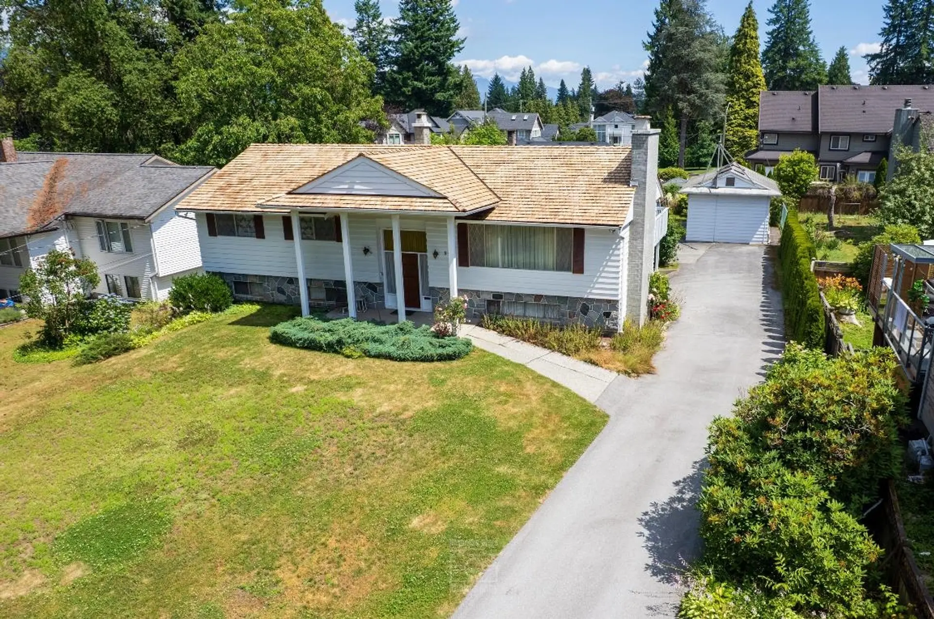 Property at 945 Lillian Street, Coquitlam, BC