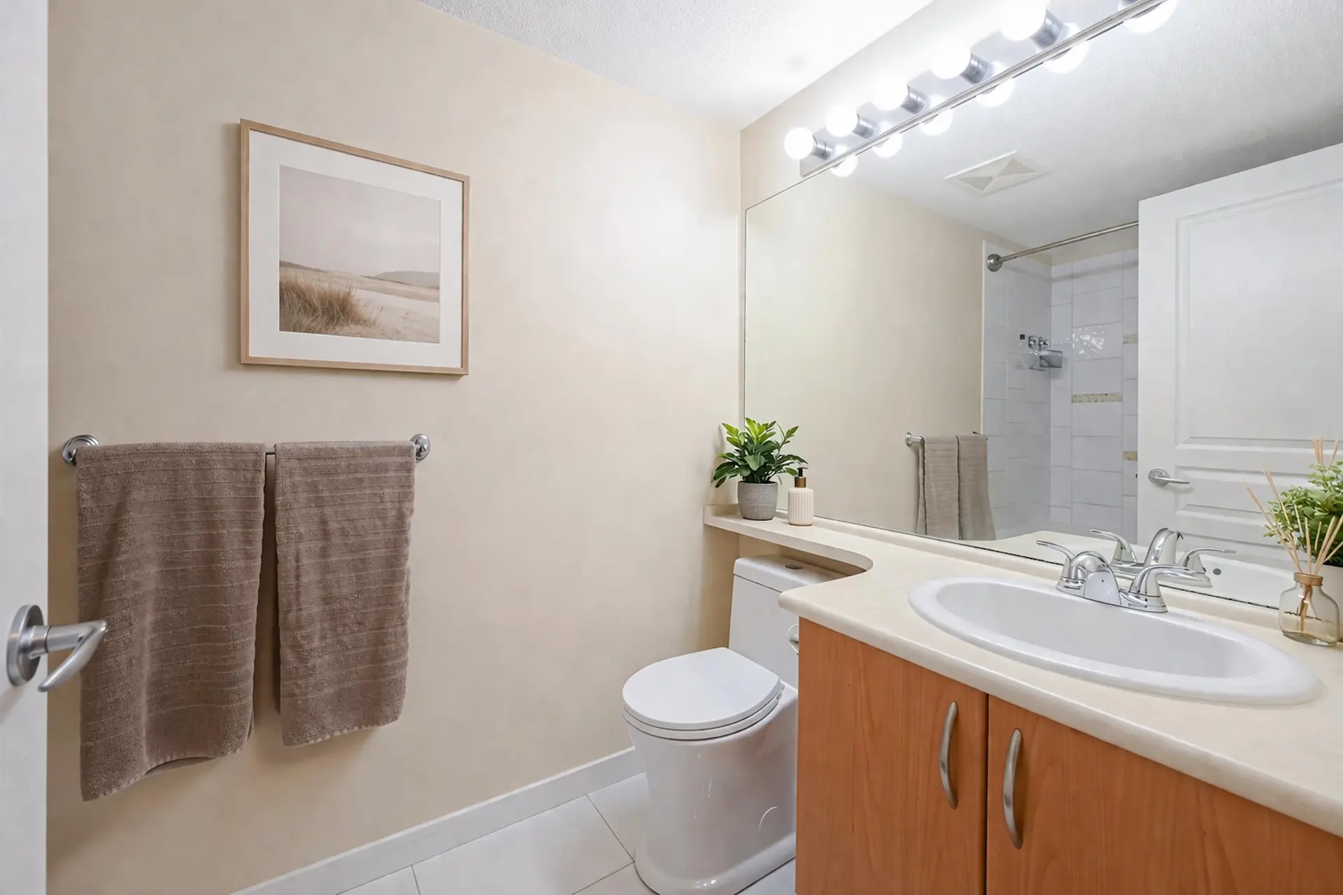 Property at #208 2958 SILVER SPRINGS BOULEVARD, Coquitlam, BC