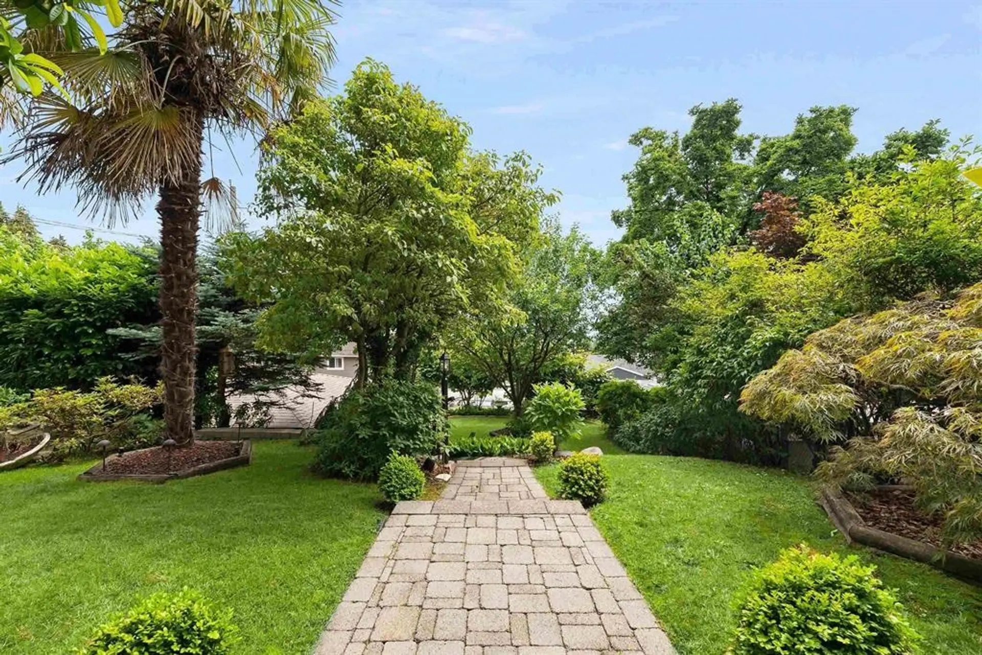 Property at 140 E EIGHTH AVENUE, New Westminster, BC