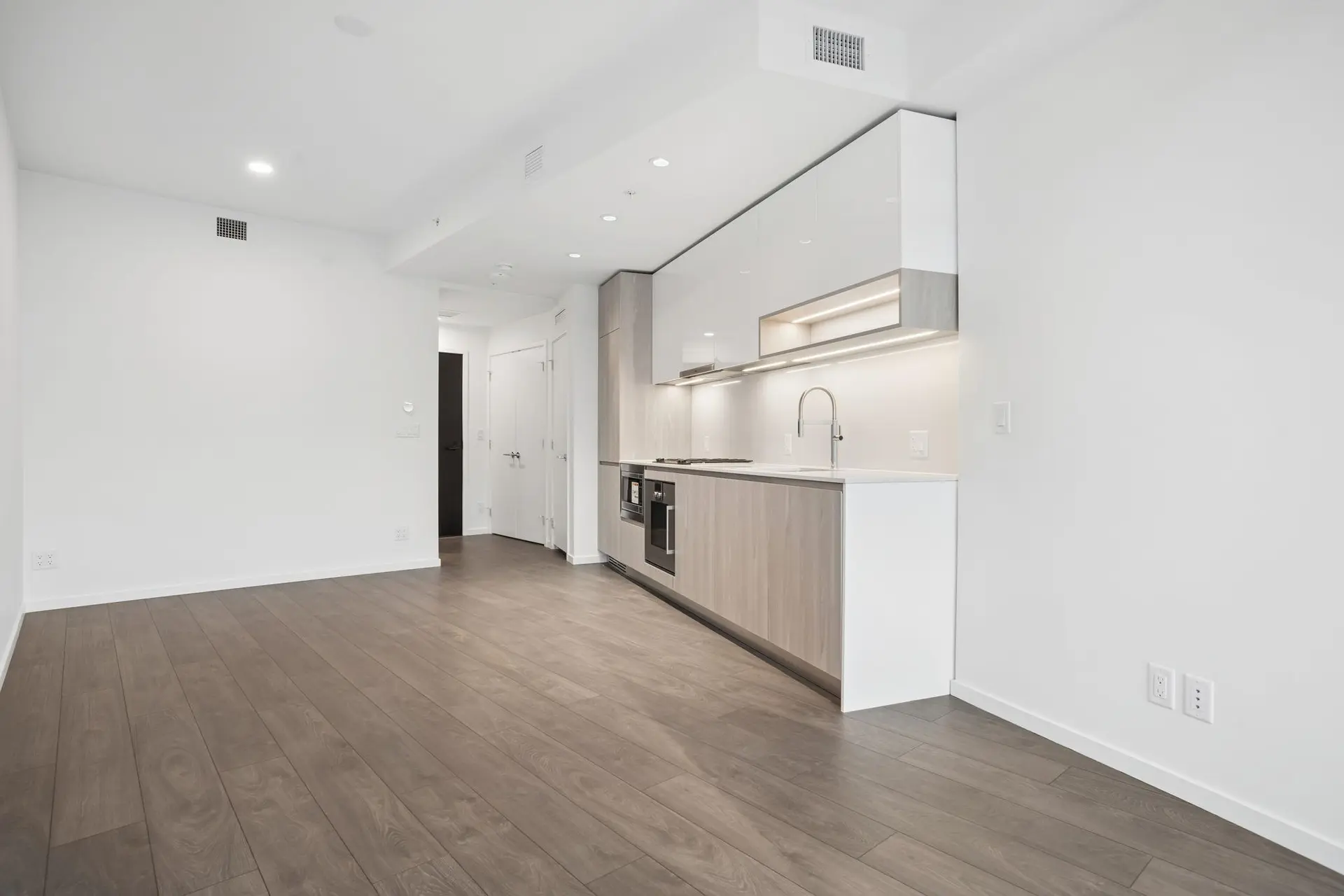 Property at #1309 6300 MINORU BOULEVARD, Richmond, BC