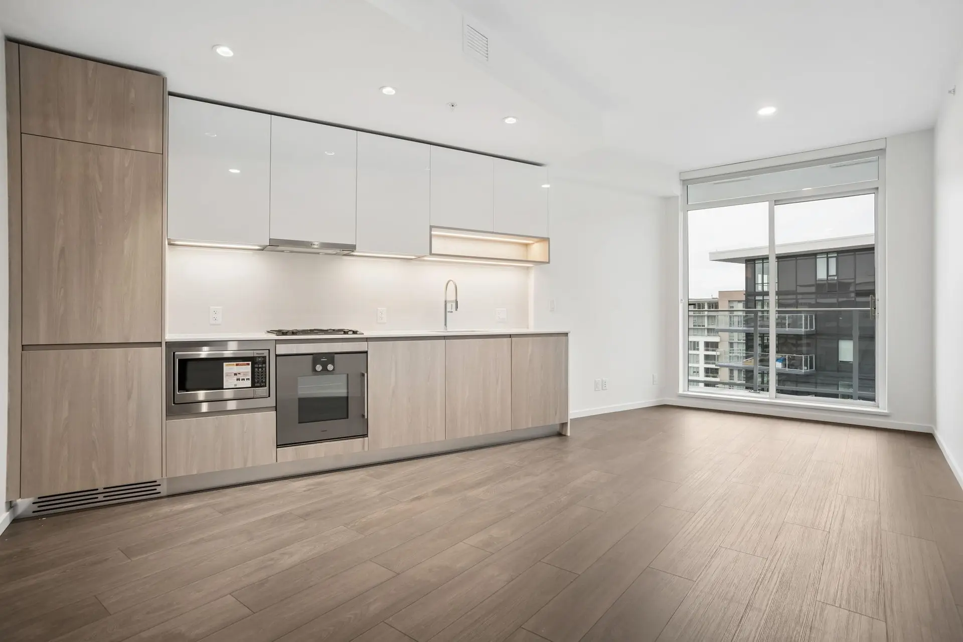 Property at #1309 6300 MINORU BOULEVARD, Richmond, BC