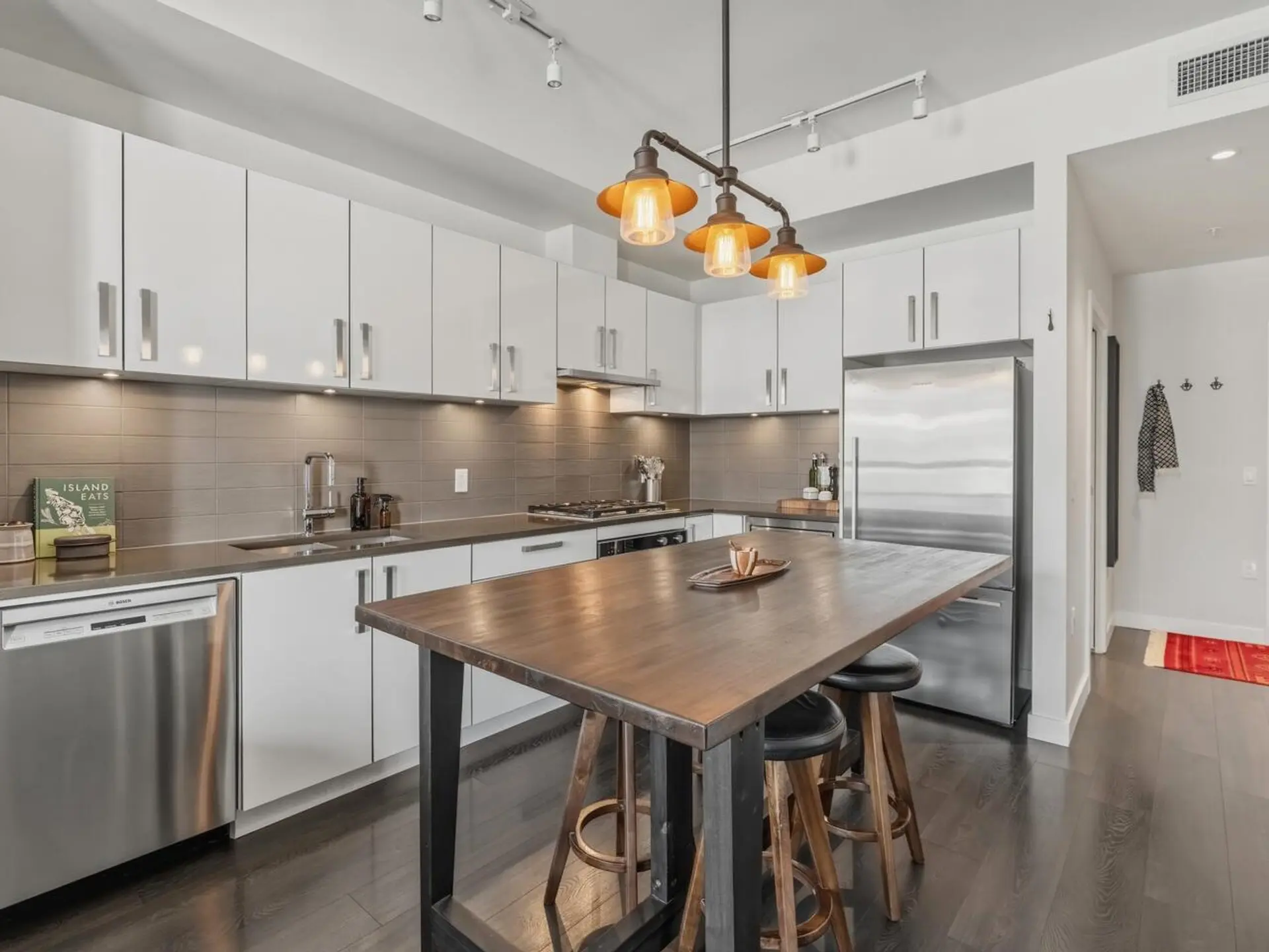 Property at #408 105 W 2ND STREET, North Vancouver, BC