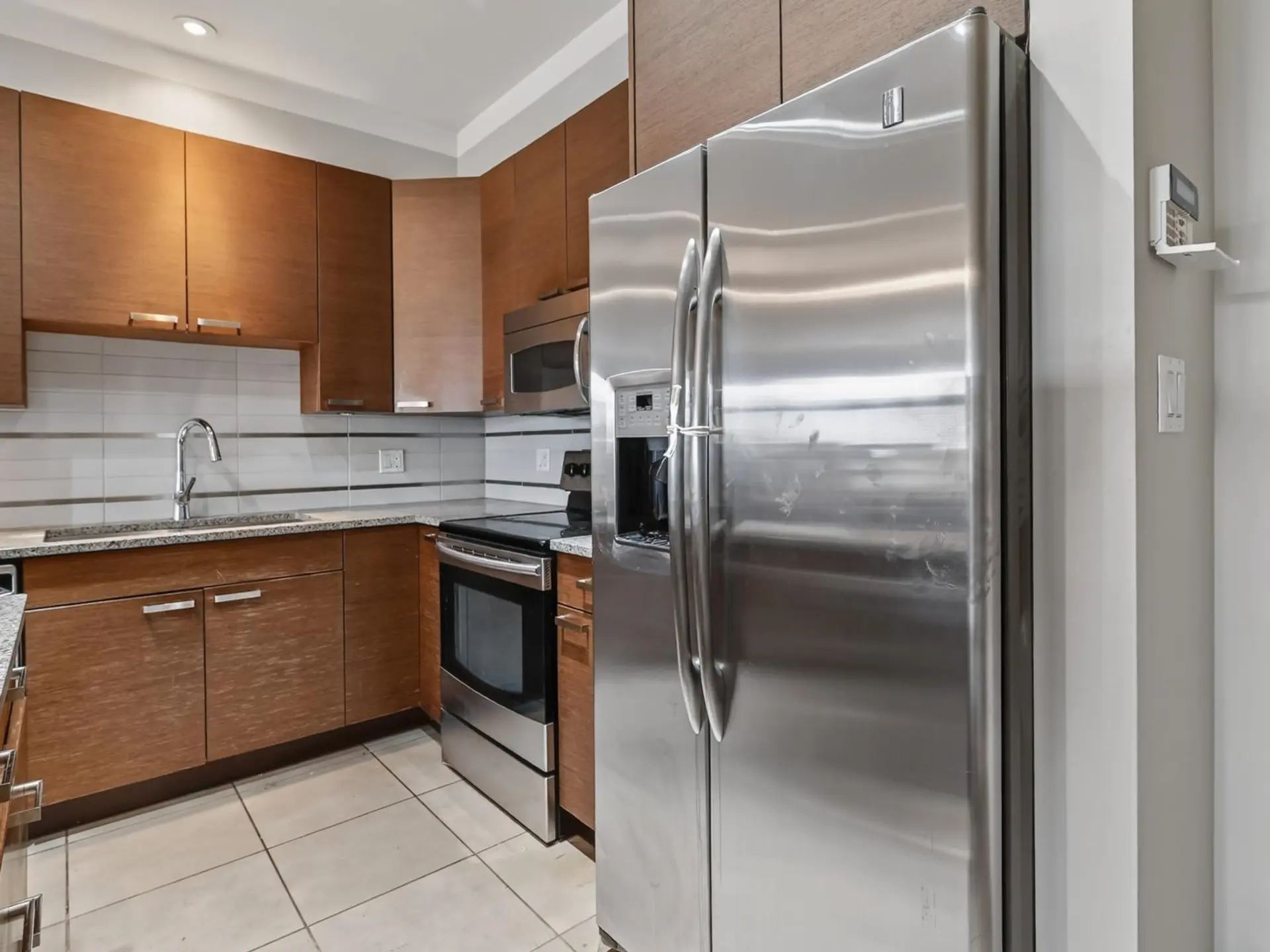 Property at #302 4365 HASTINGS STREET, Burnaby, BC