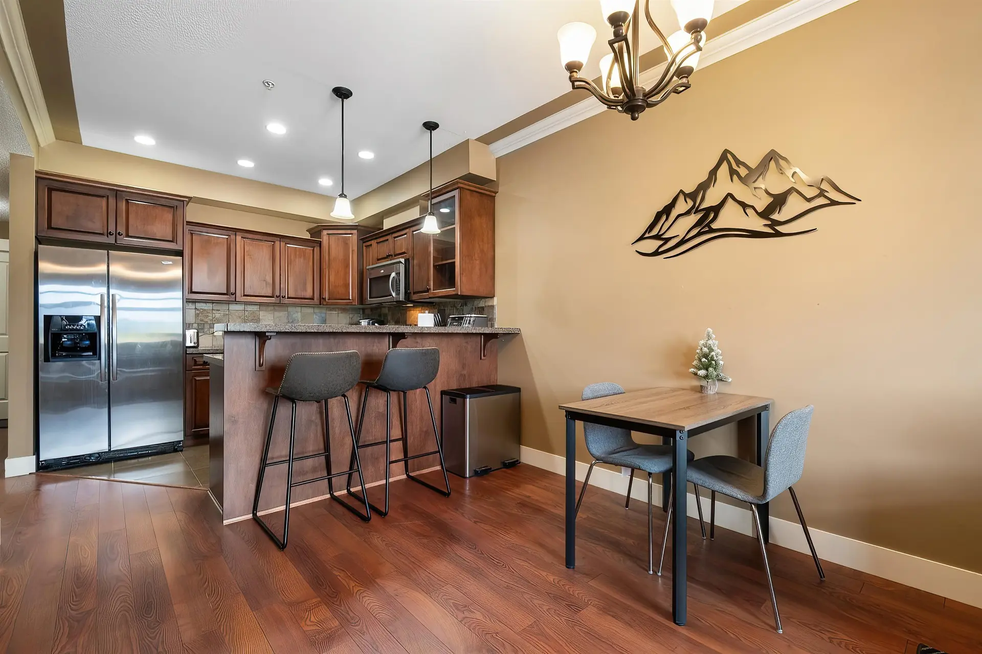 Property at #207 45893 CHESTERFIELD AVENUE, Chilliwack, BC