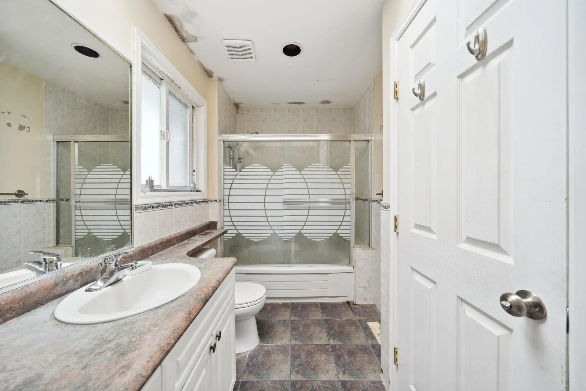 Property at 3298 E 2ND AVENUE, Vancouver, BC