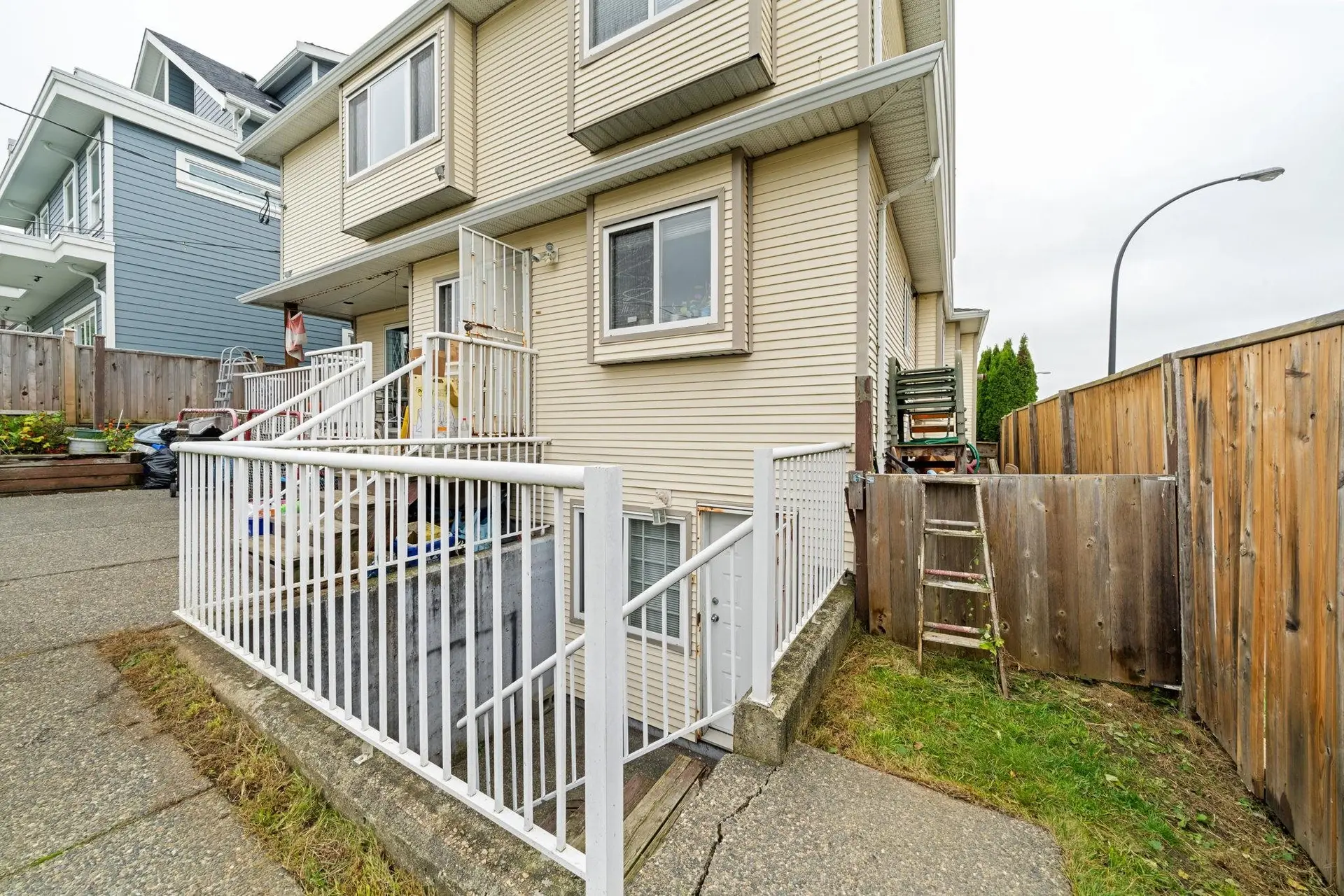 Property at 3298 E 2ND AVENUE, Vancouver, BC