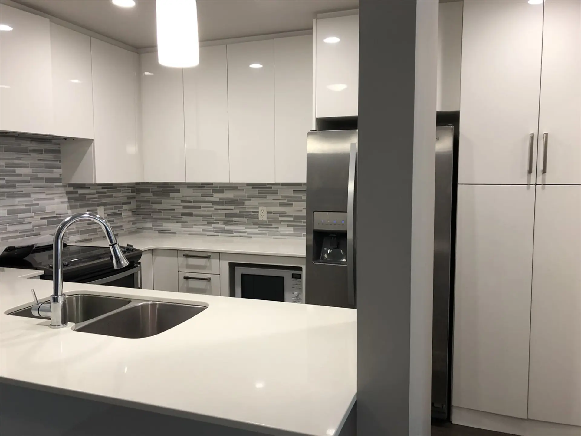 Property at #406 2465 WILSON AVENUE, Port Coquitlam, BC