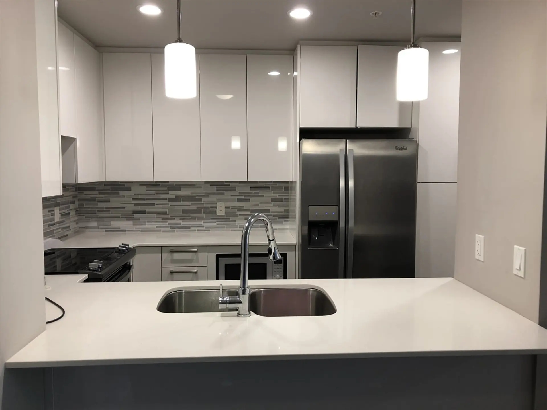 Property at #406 2465 WILSON AVENUE, Port Coquitlam, BC