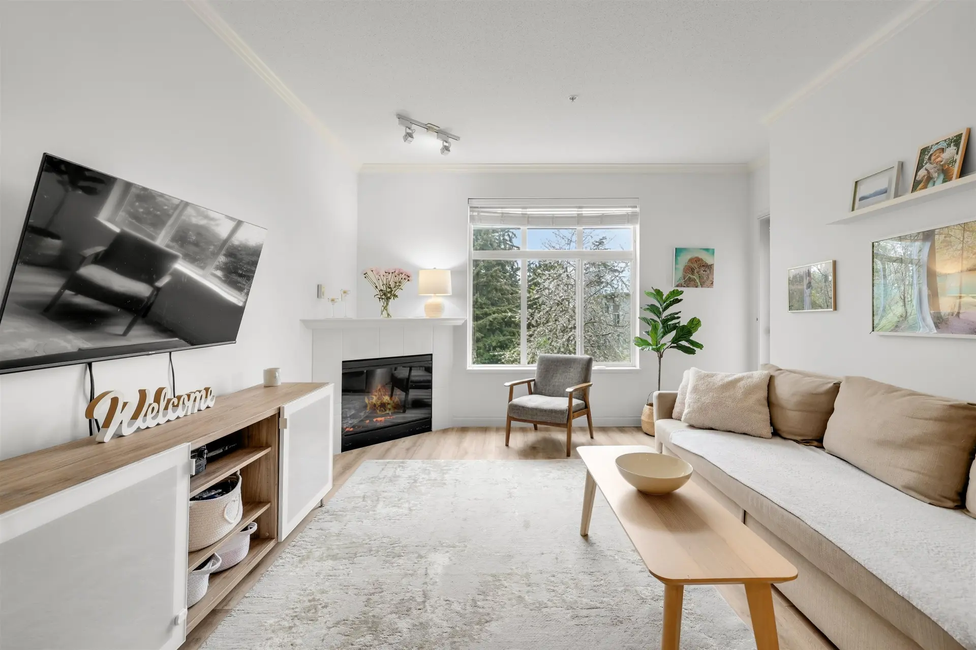 Property at #206 15323 17a Avenue, Surrey, BC