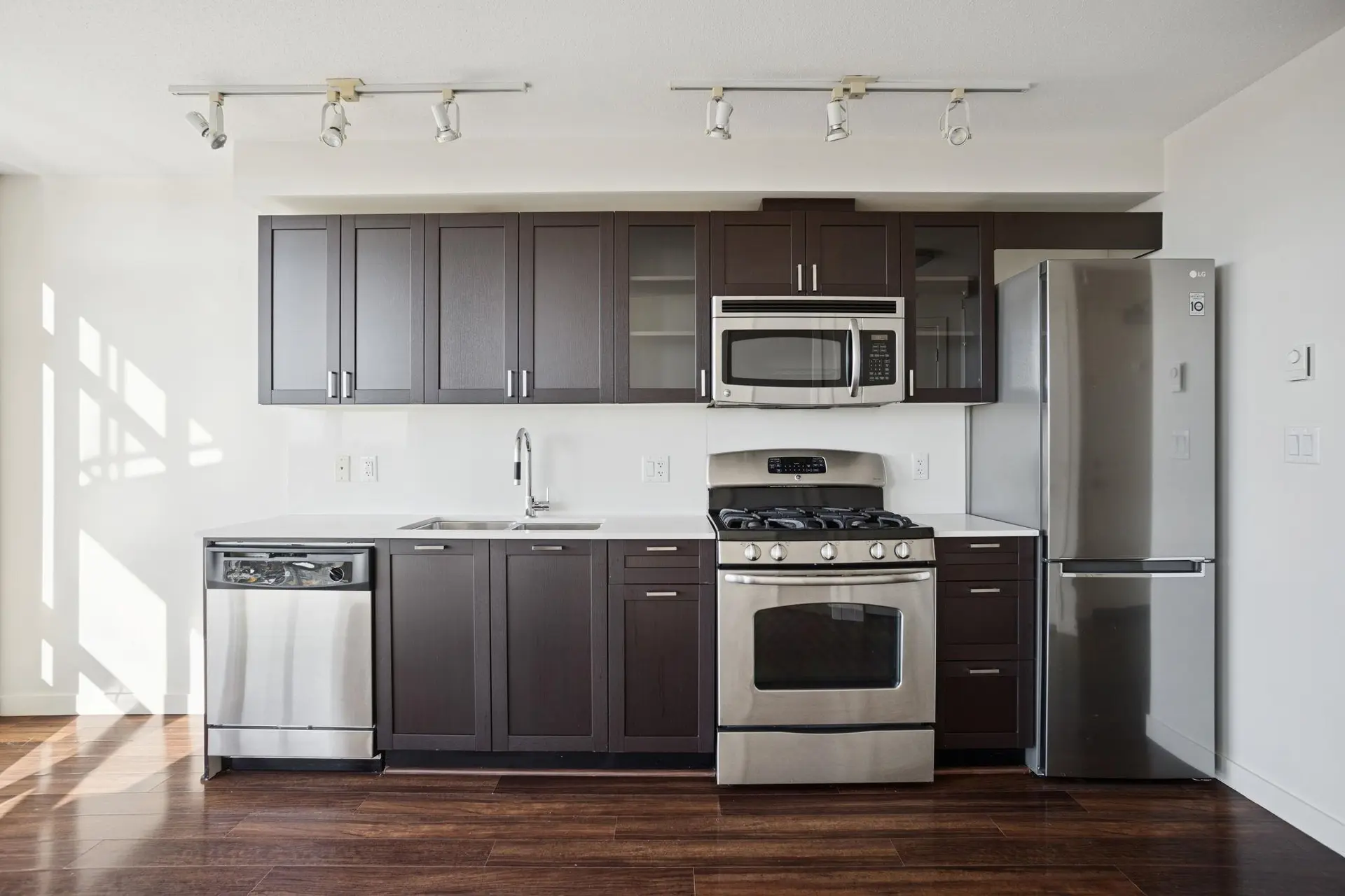 Property at #1010 4815 ELDORADO MEWS, Vancouver, BC