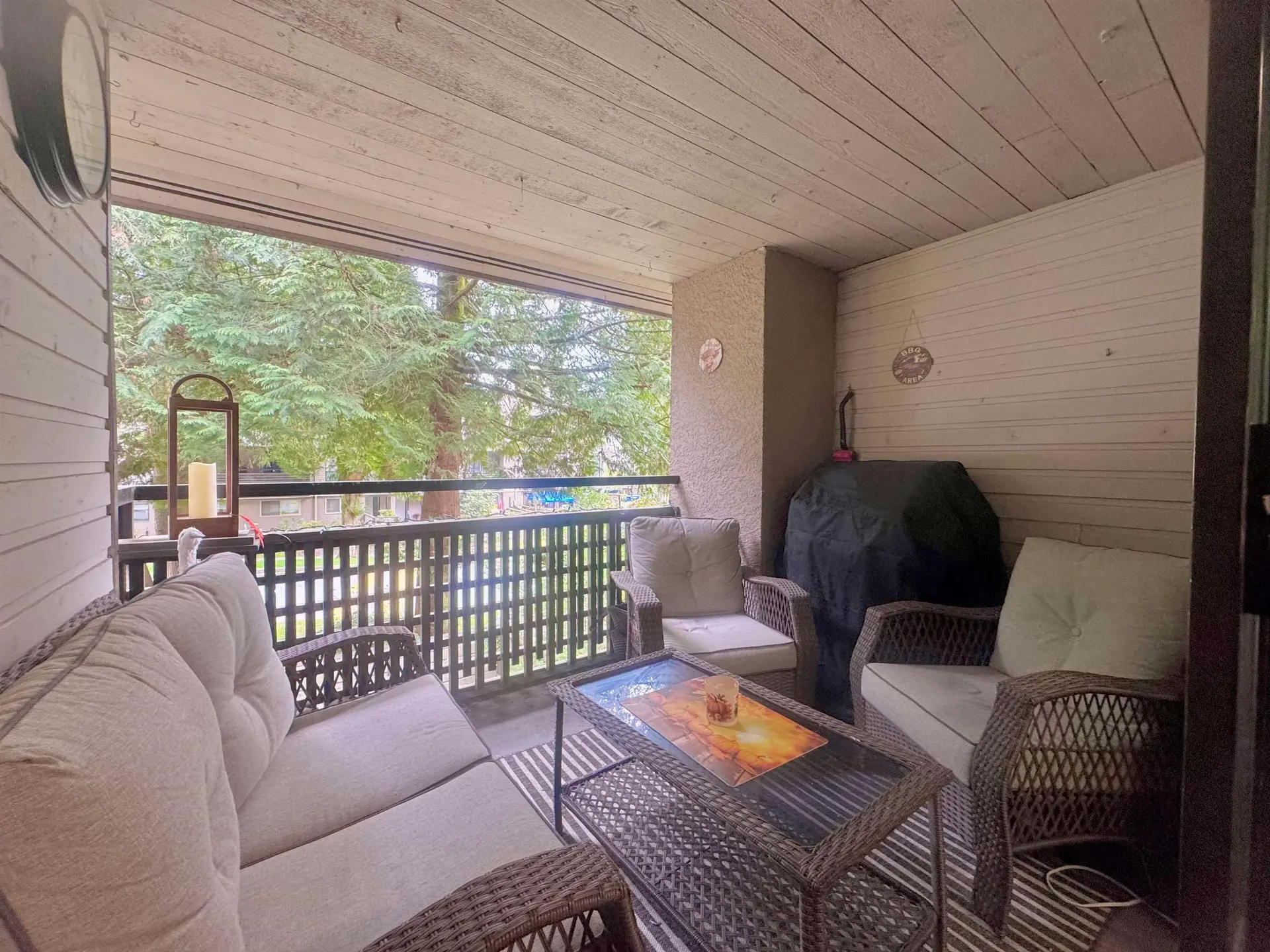 Property at 10589 HOLLY PARK LANE, Surrey, BC