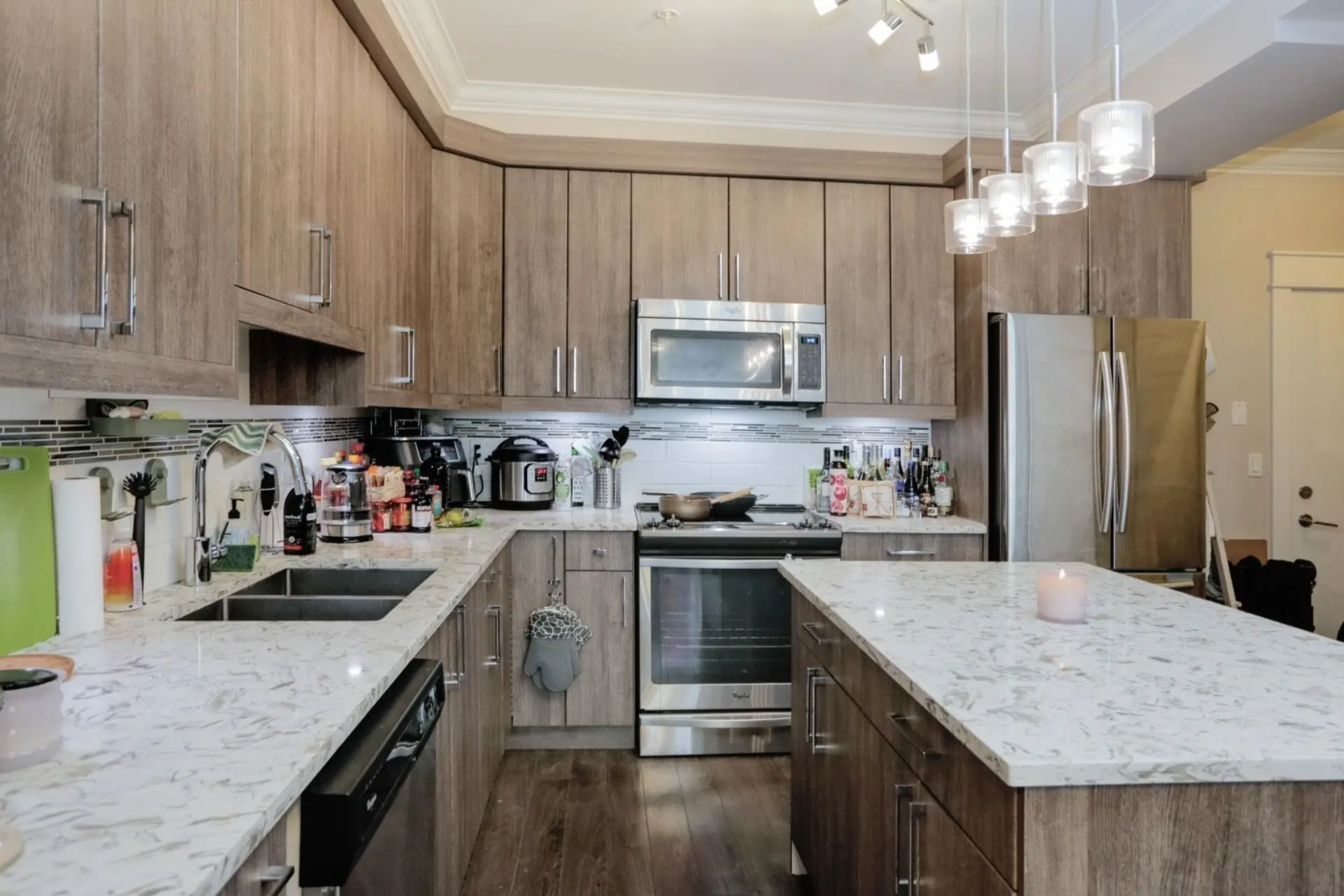 Property at #415 19228 64 AVENUE, Surrey, BC