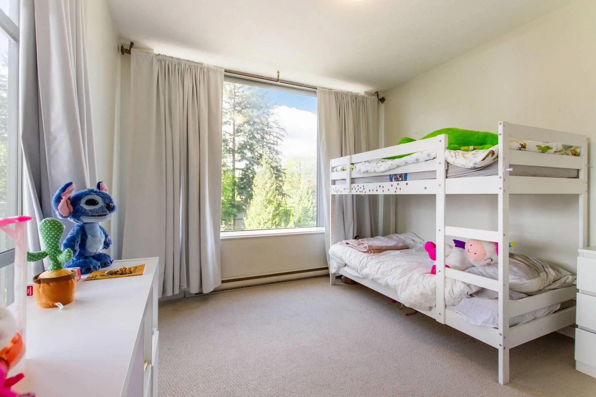 Property at #806 280 Ross Drive, New Westminster, BC