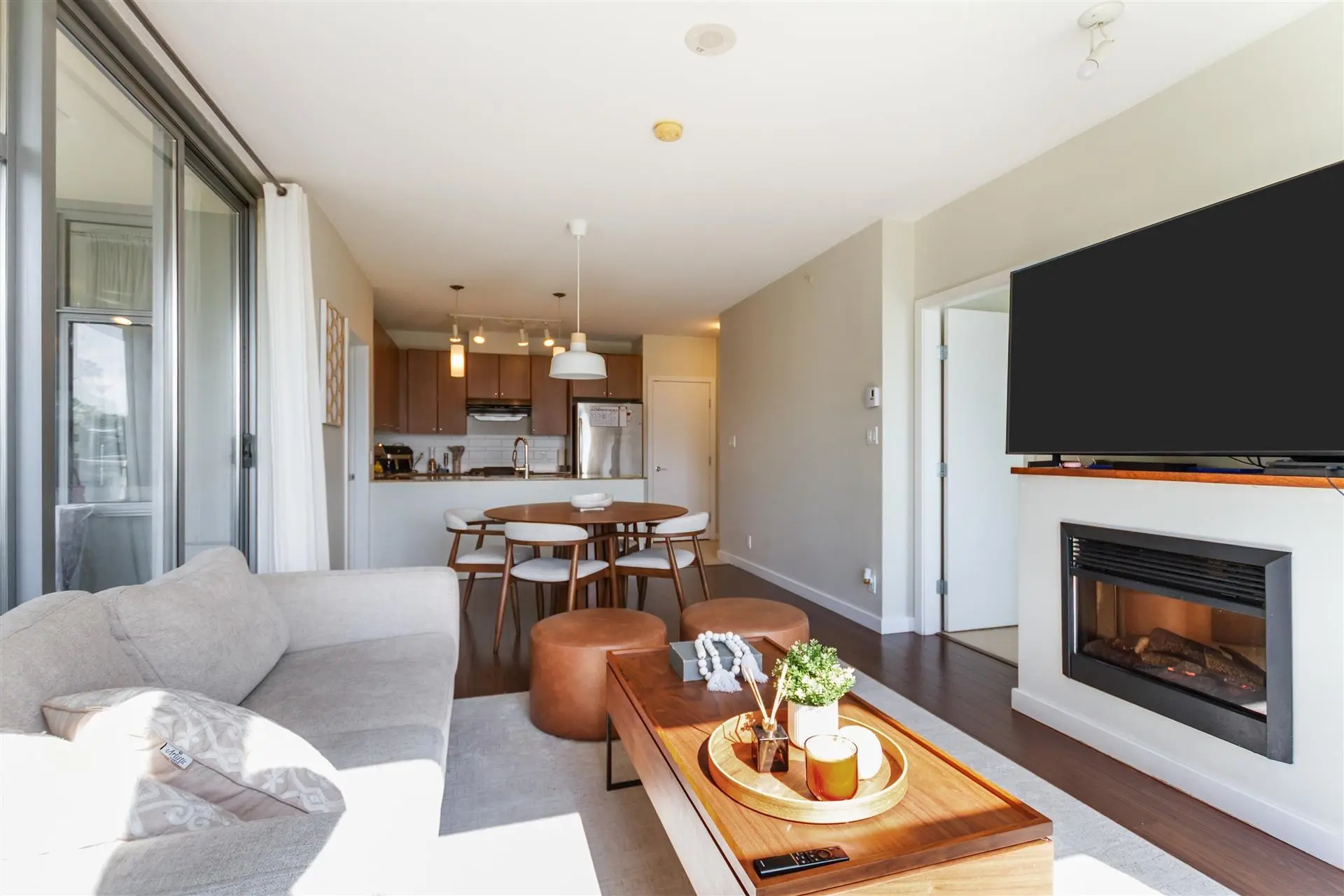 Property at #806 280 Ross Drive, New Westminster, BC