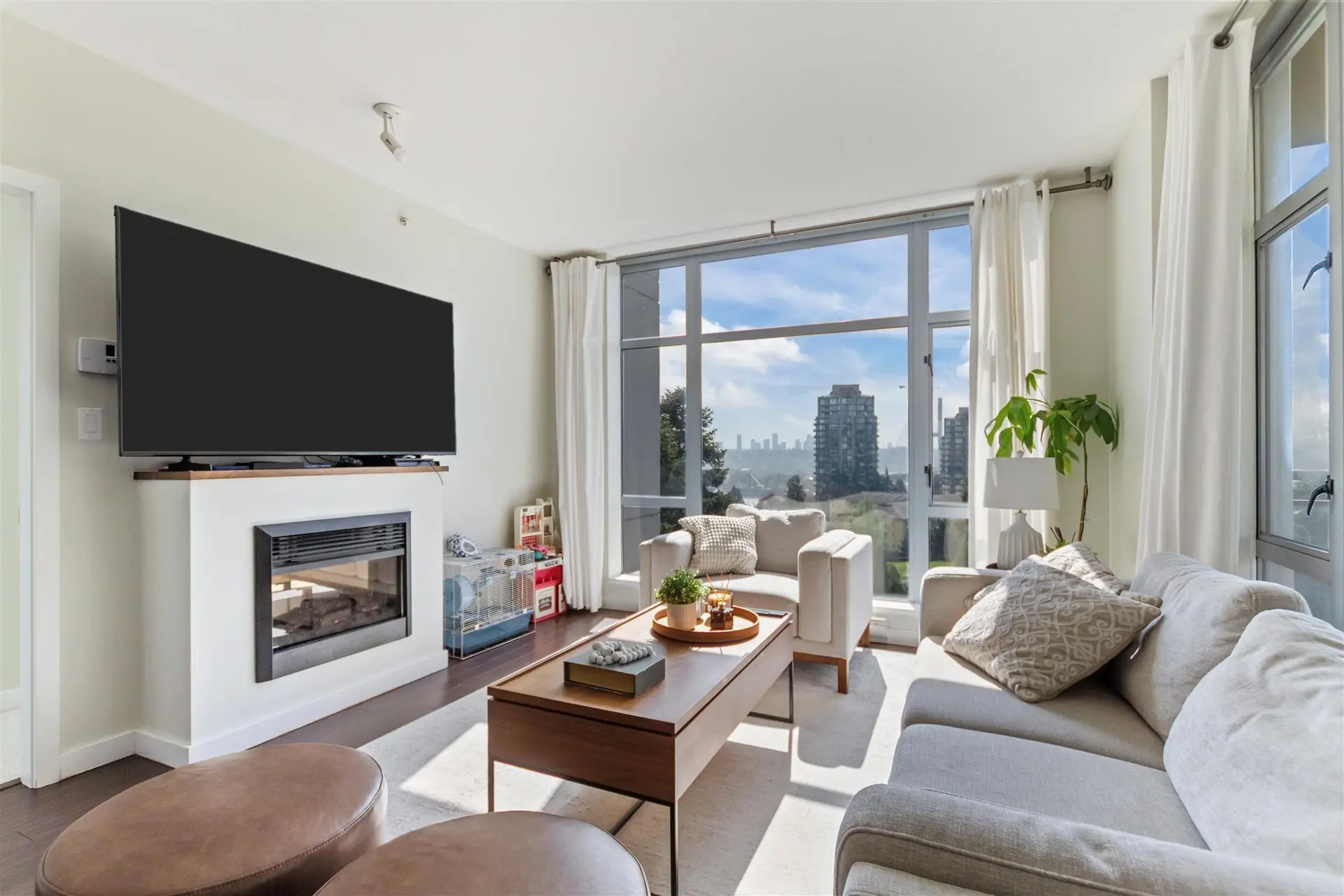 Property at #806 280 Ross Drive, New Westminster, BC