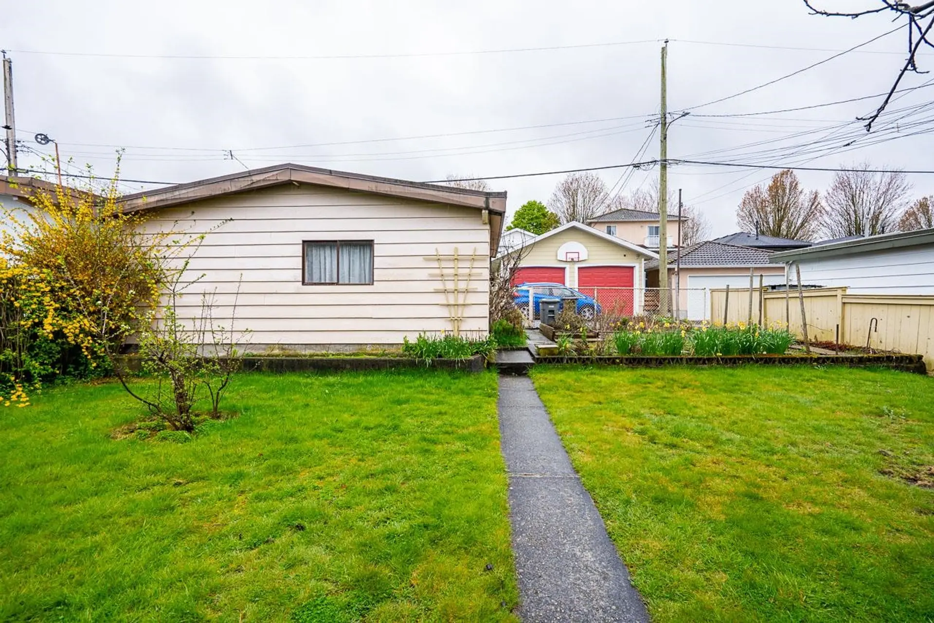 2976 E 15th Avenue - Image 6