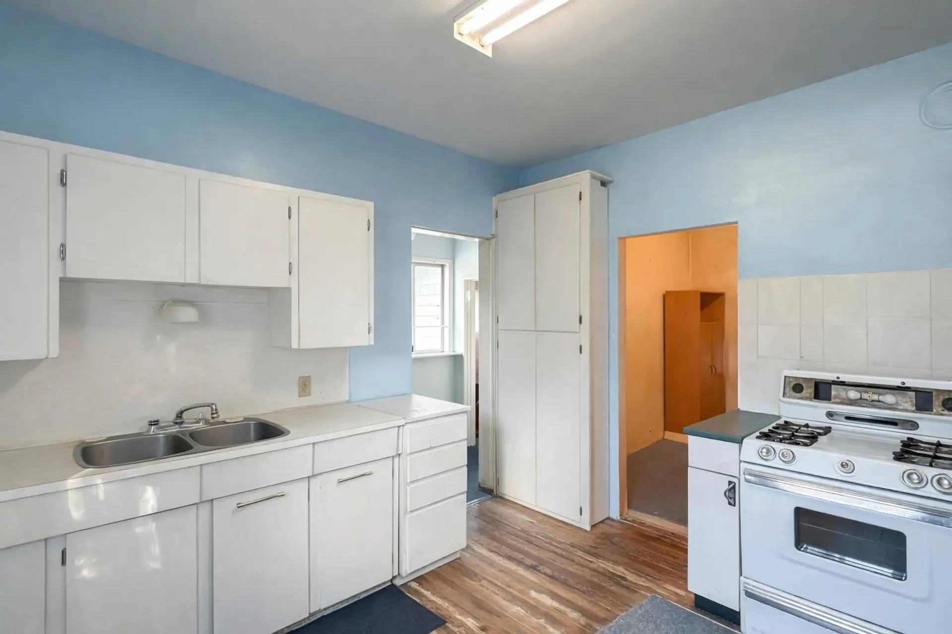 Property at 3865 SANDELL STREET, Burnaby, BC