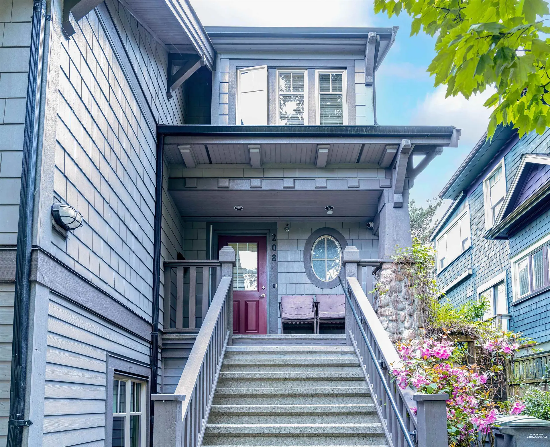 208 W 13th Avenue - Image 2