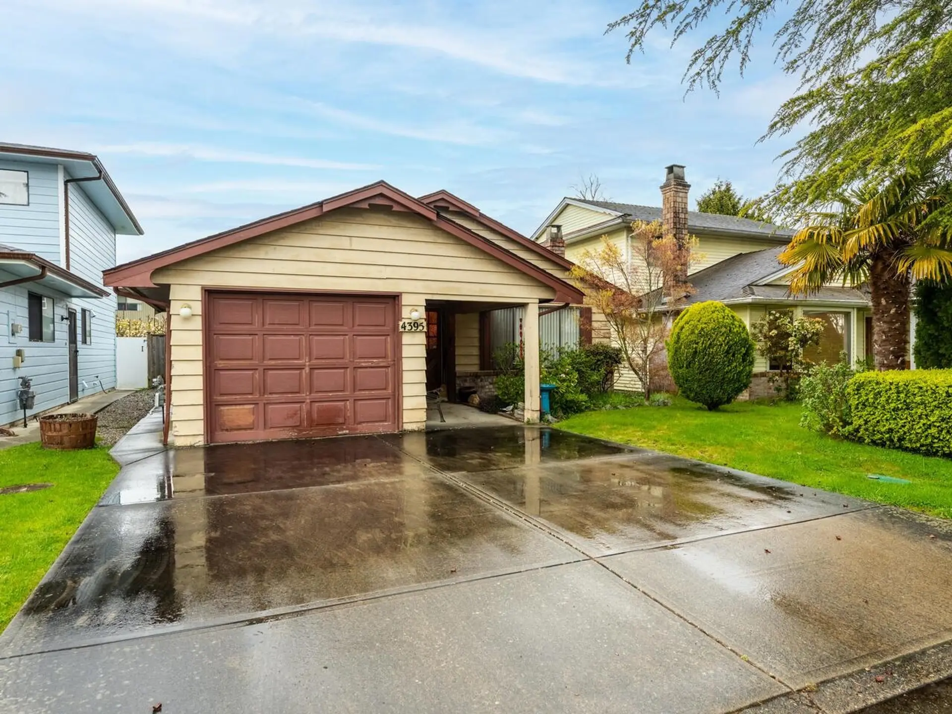 Property at 4395 Hermitage Drive, Richmond, BC