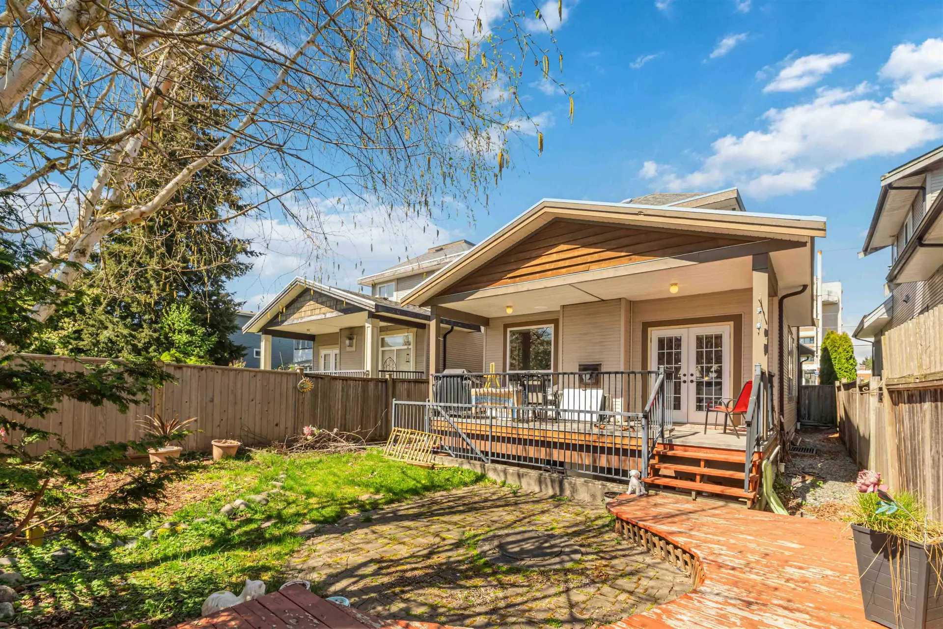 Property at 15544 RUSSELL AVENUE, White Rock, BC