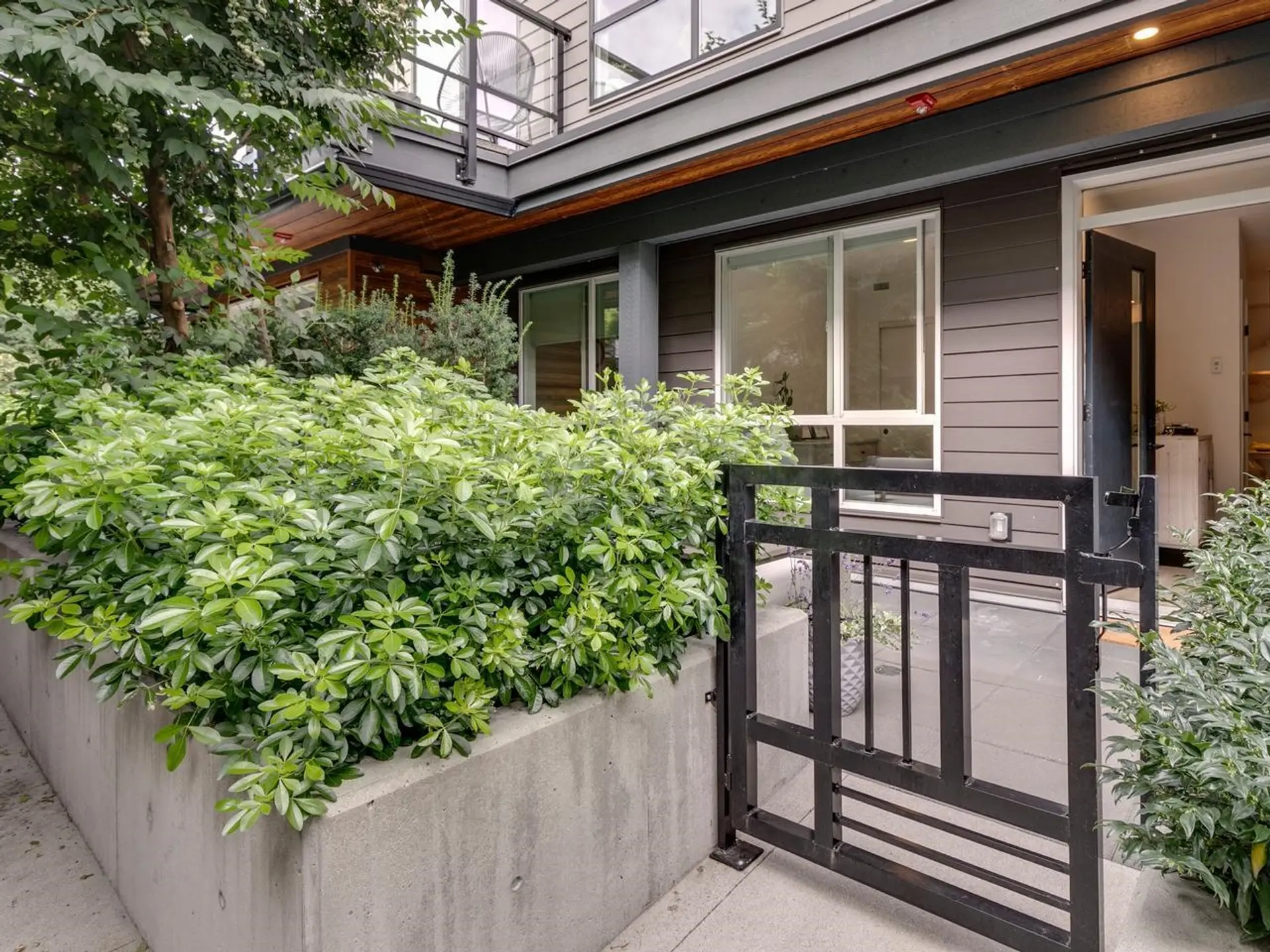 Property at #8 533 E 3rd Street, North Vancouver, BC