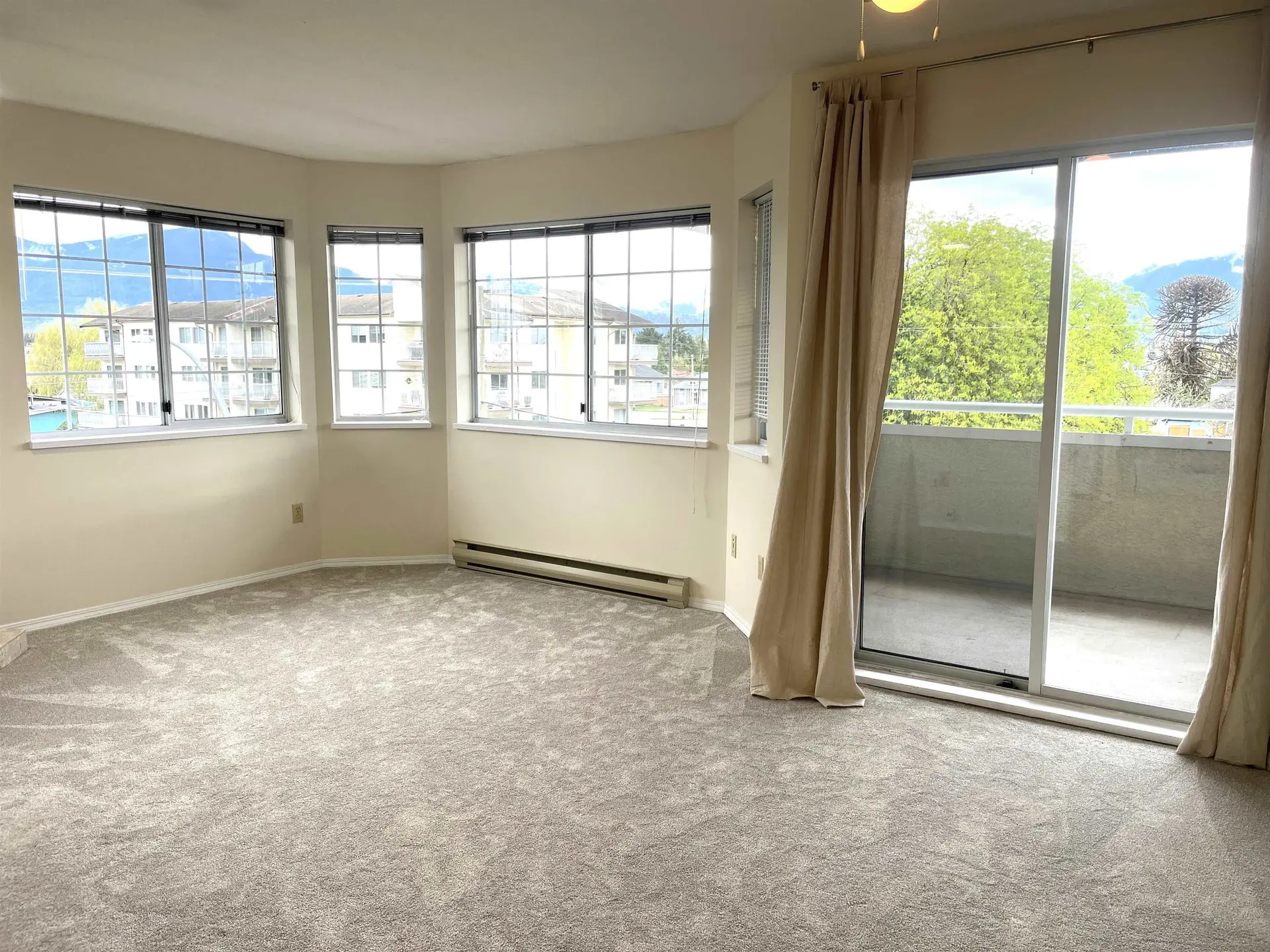 Property at #305 46199 MARGARET AVENUE, Chilliwack, BC