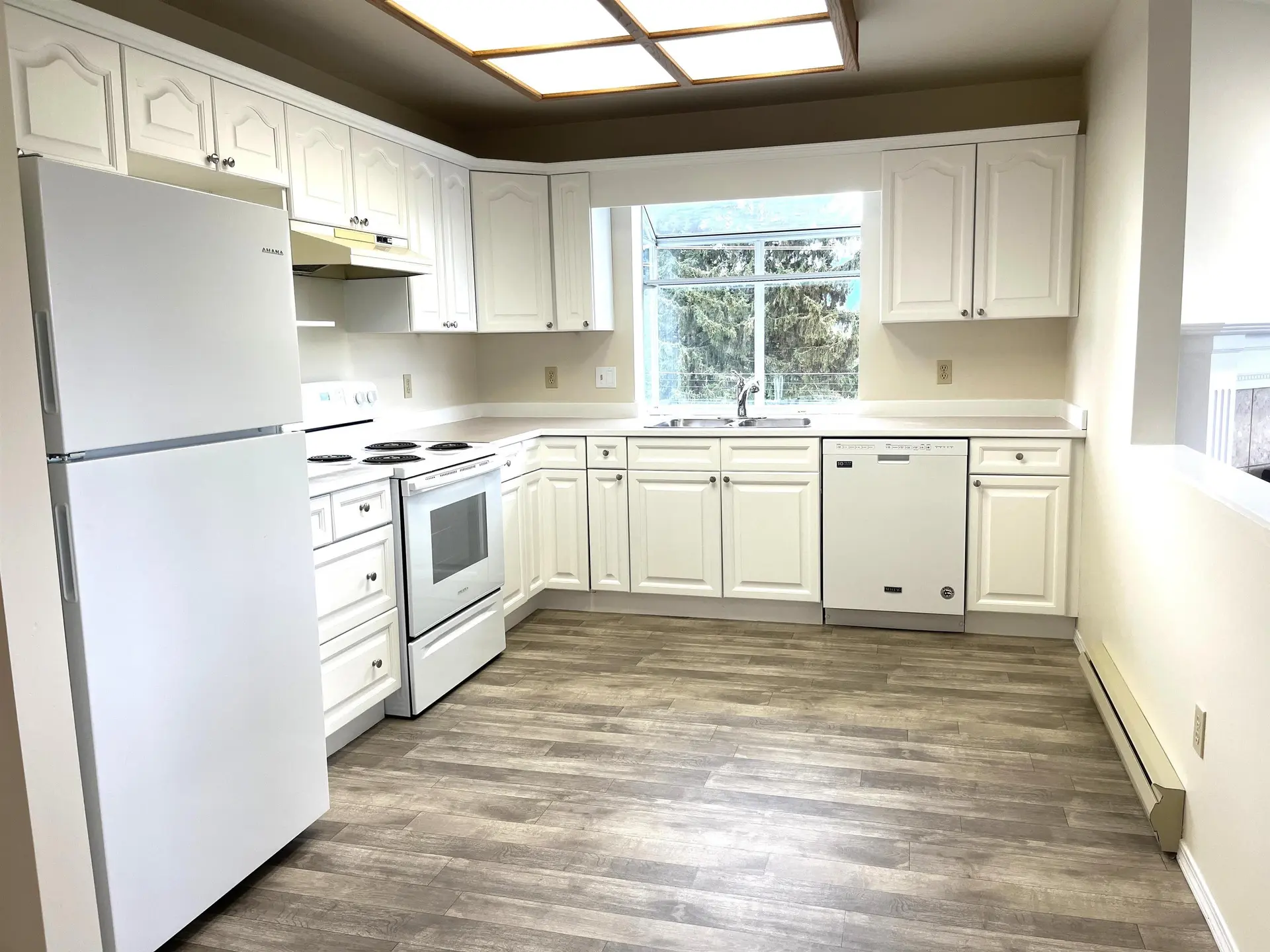 Property at #305 46199 MARGARET AVENUE, Chilliwack, BC